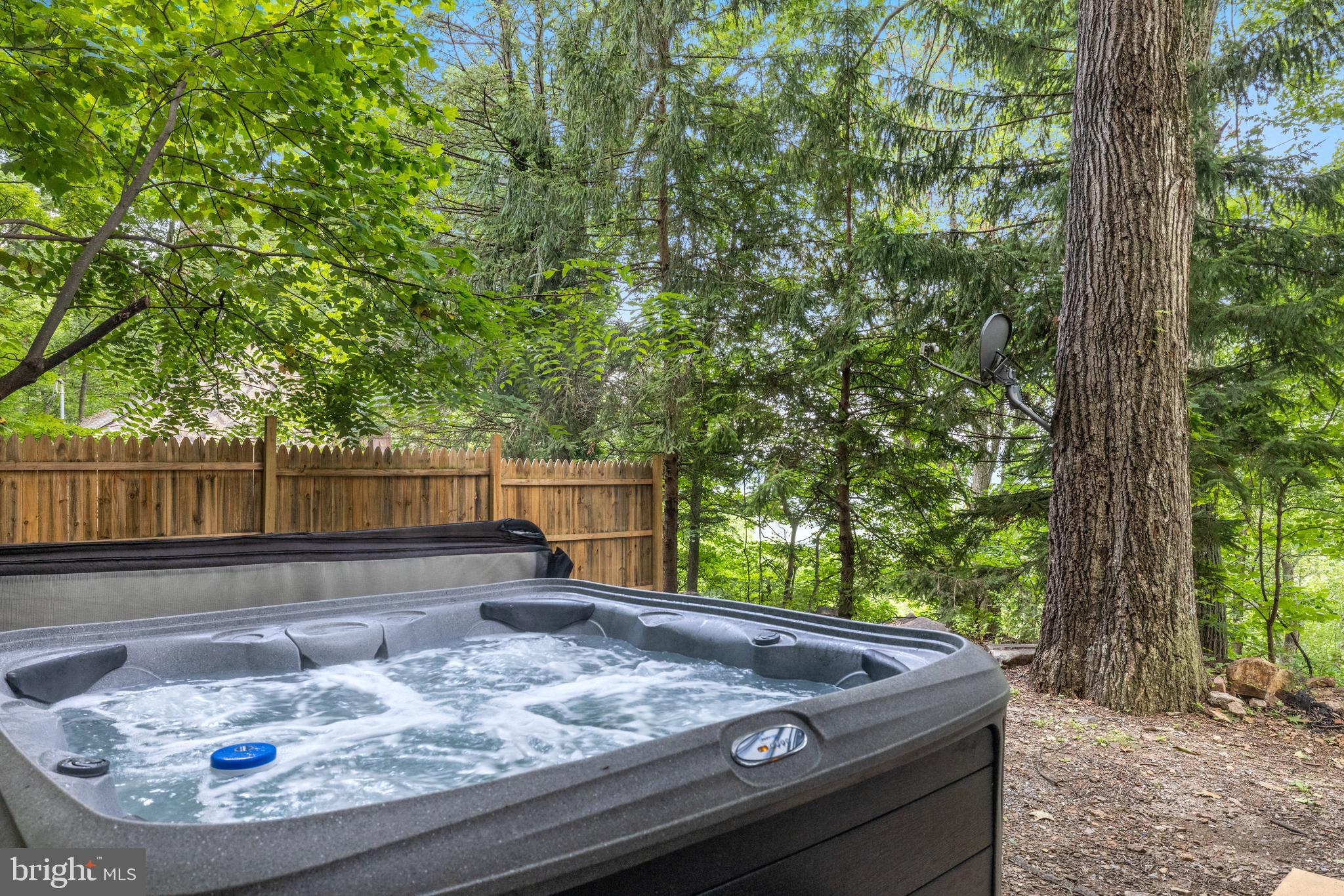 GLENWOOD FOREST - Residential