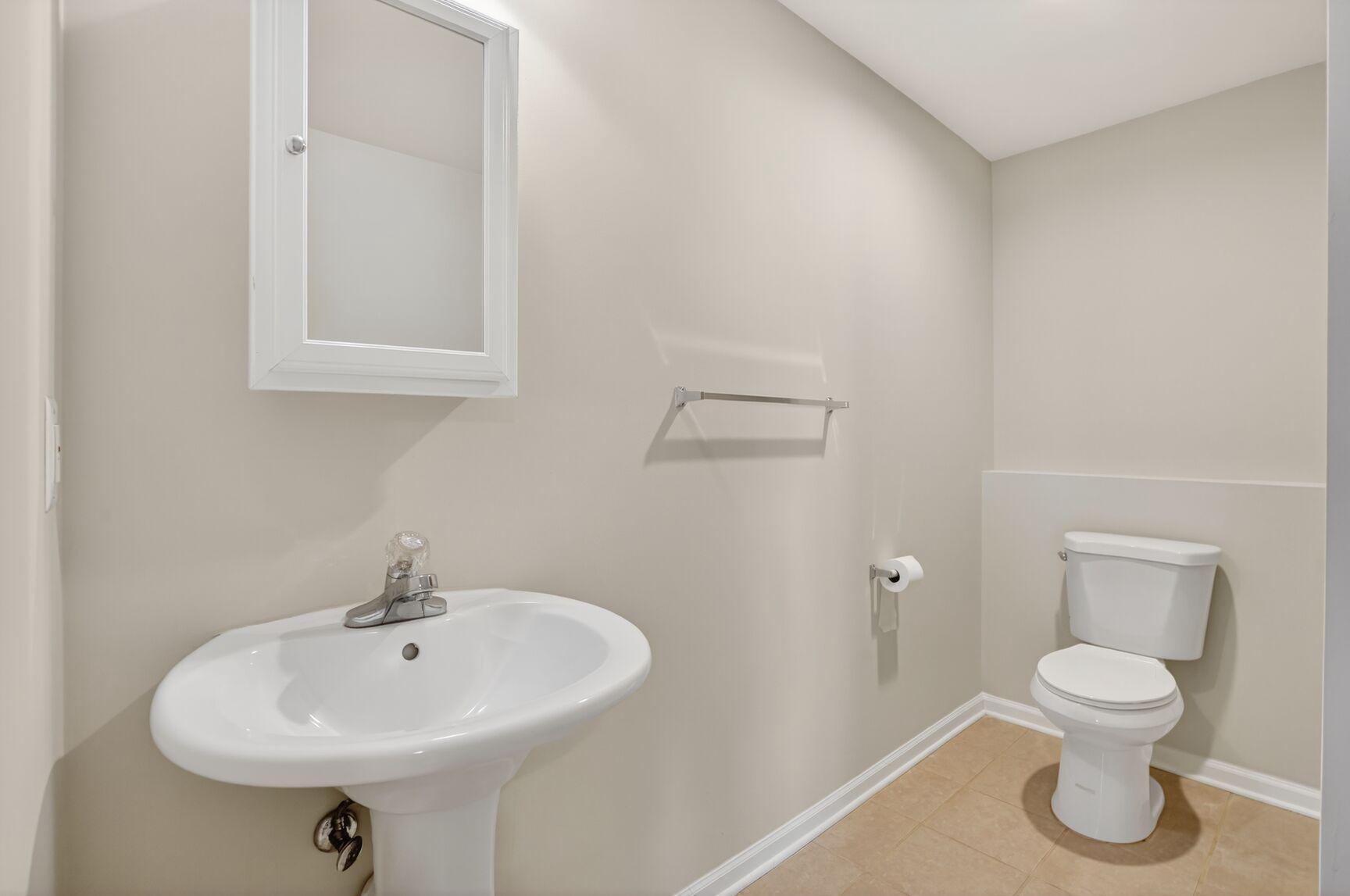 BLUE SPRING FARM - Residential