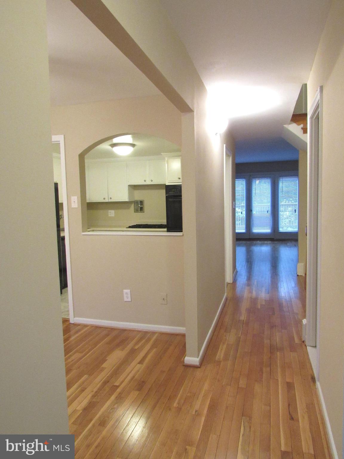 CARLYN PARK - Residential