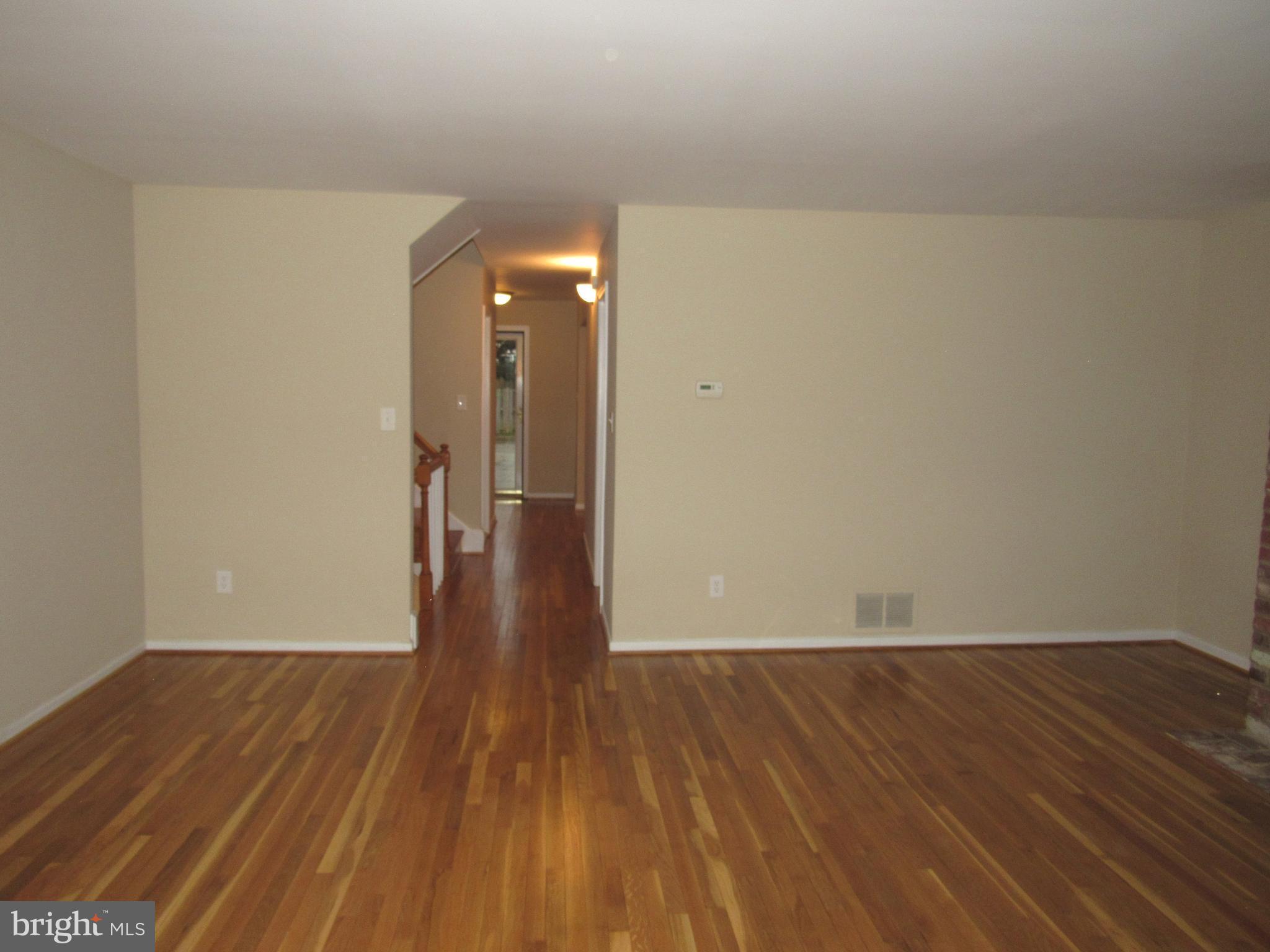 CARLYN PARK - Residential