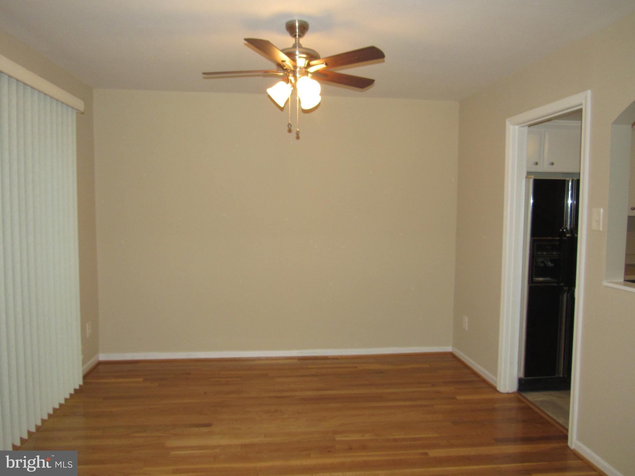 CARLYN PARK - Residential