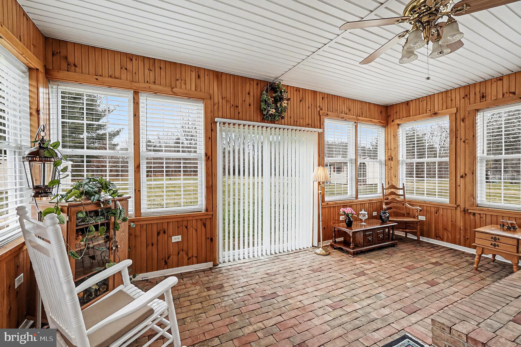 NORTH HILLS - Residential