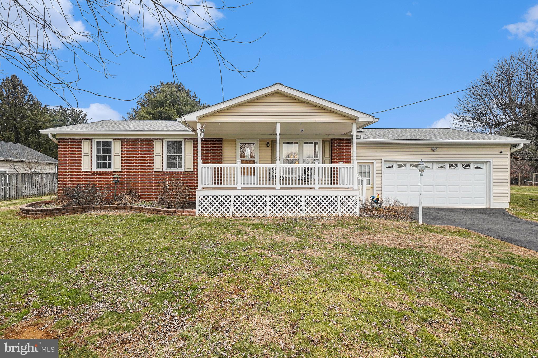 NORTH HILLS - Residential