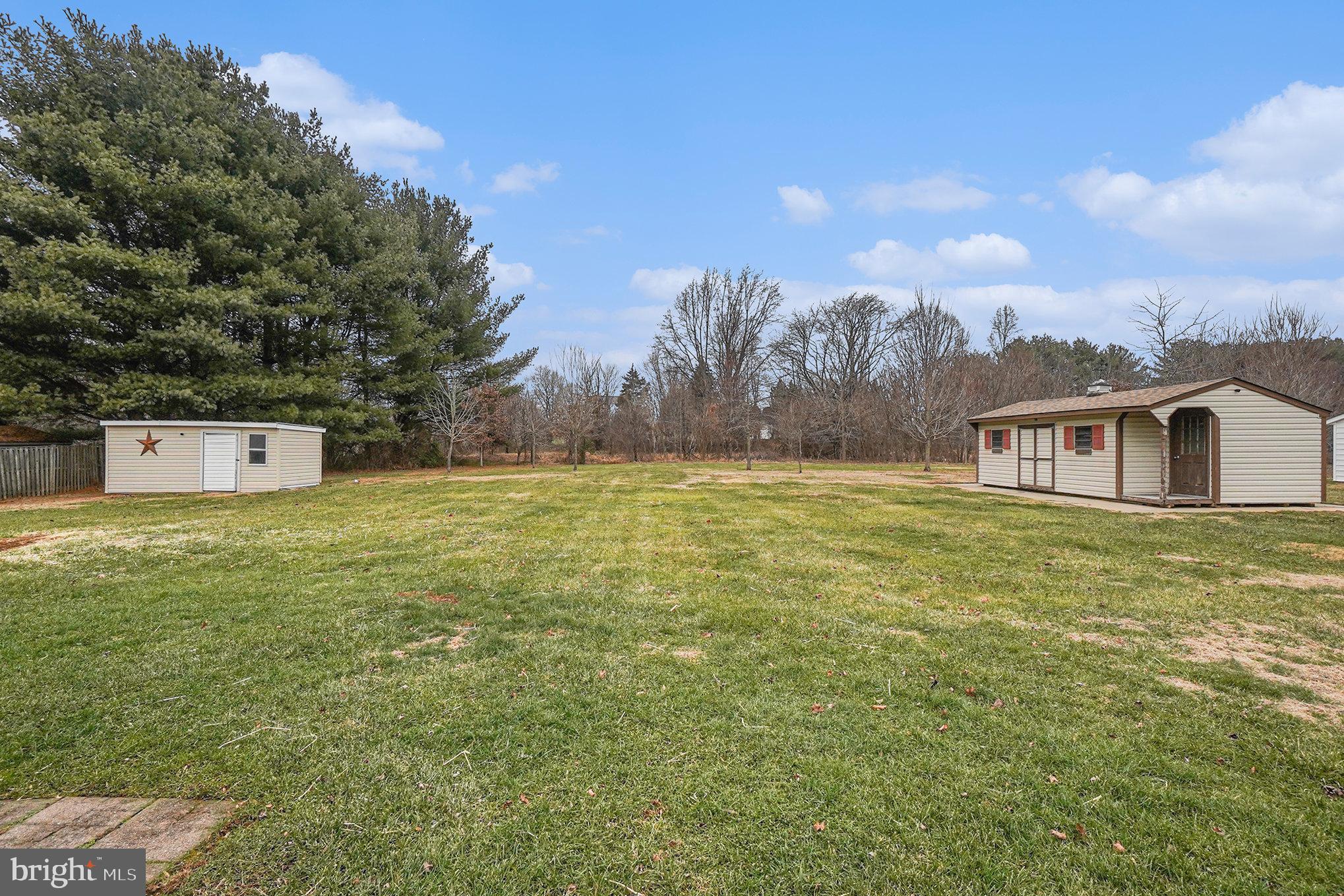 NORTH HILLS - Residential