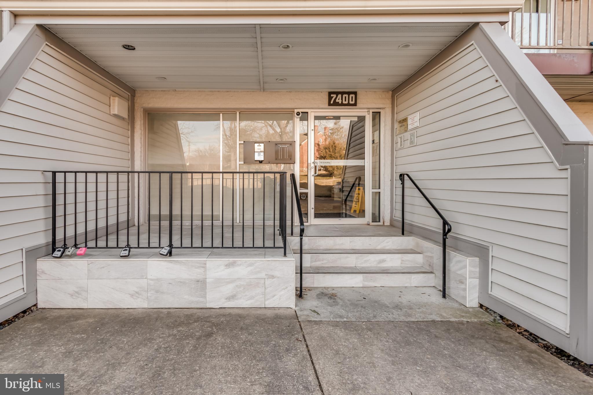 WEST SPRING - Residential