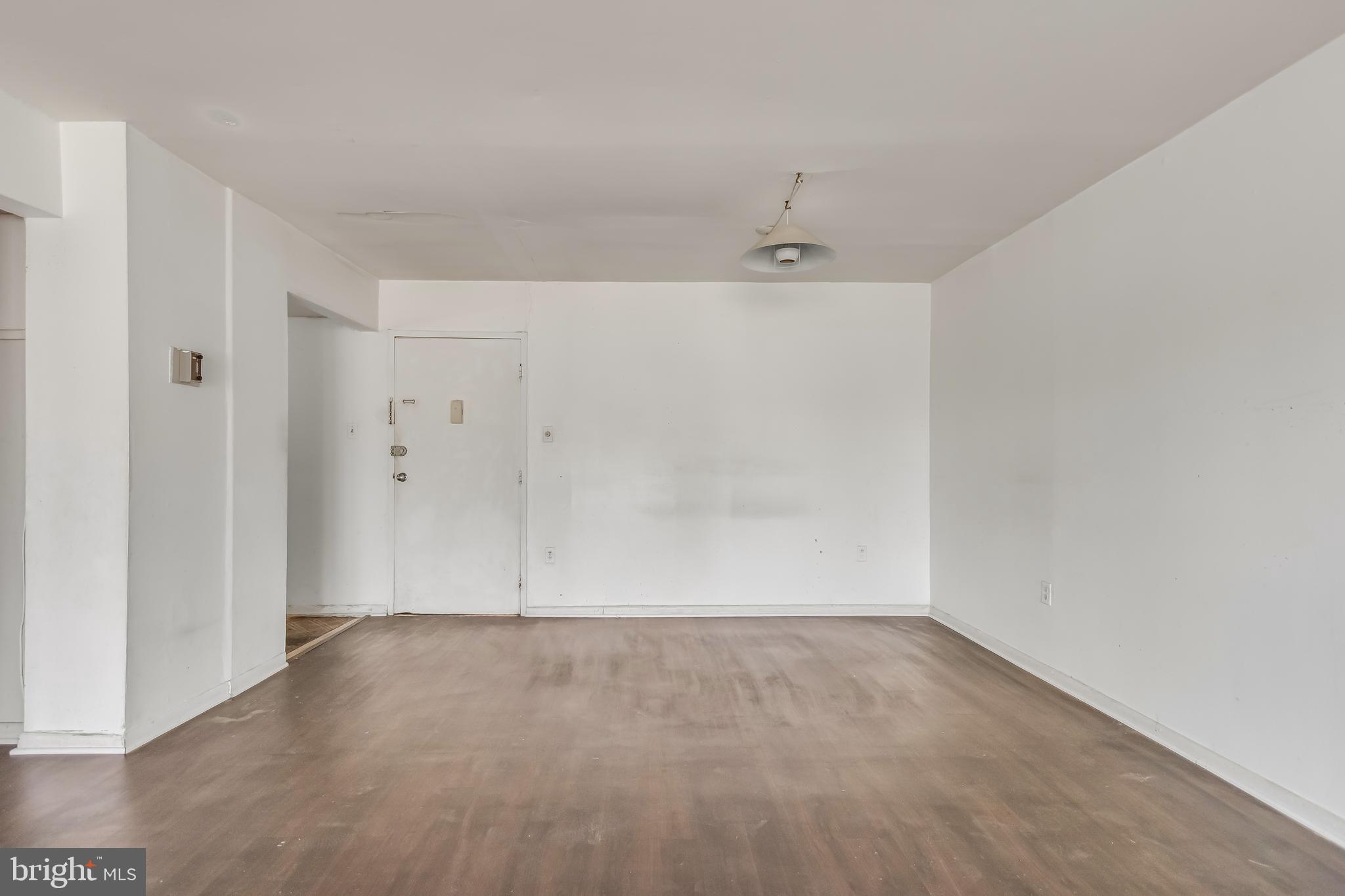 WEST SPRING - Residential