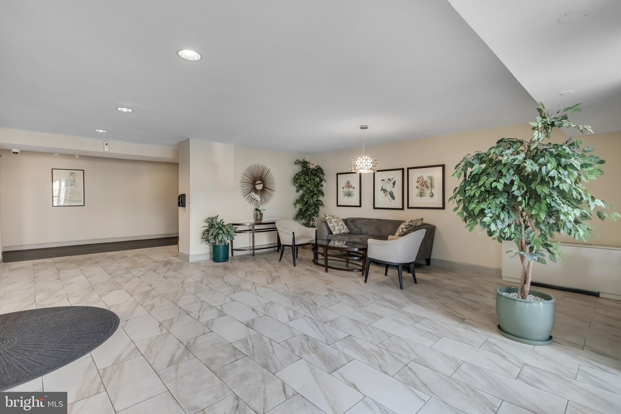 WEST SPRING - Residential