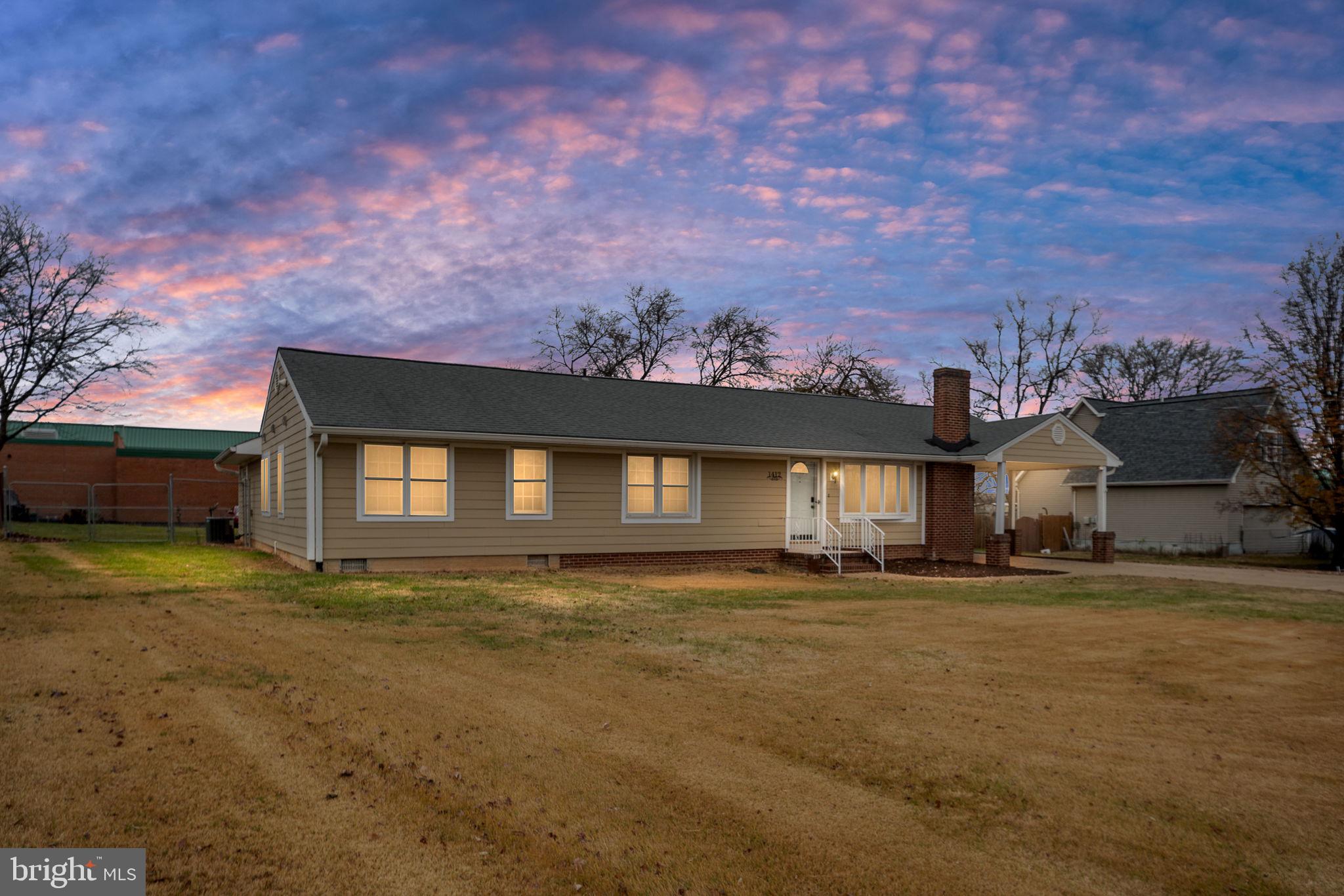 1412 DEVILS REACH ROAD