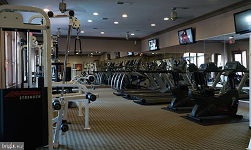 FAIRFAX RIDGE - Residential Lease