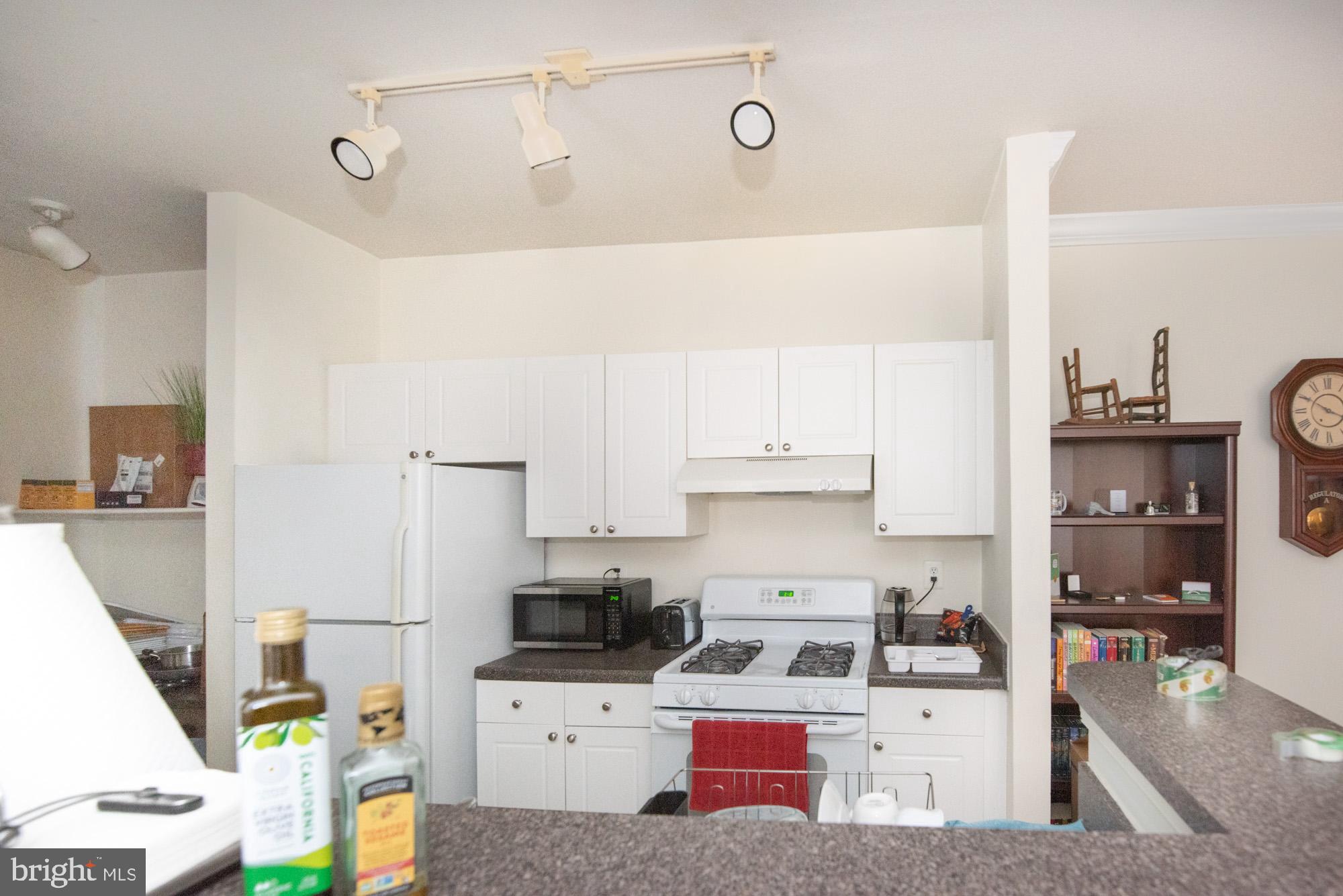 FAIRFAX RIDGE - Residential Lease