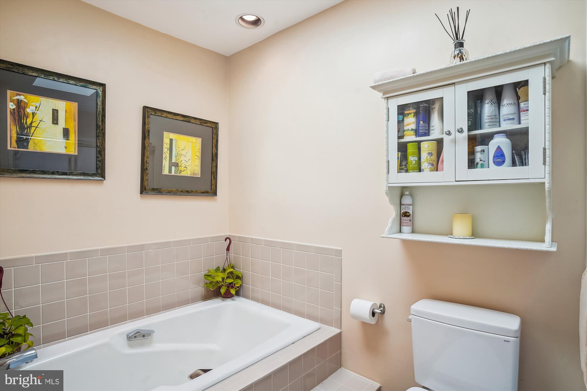 CHERRYWOOD - Residential