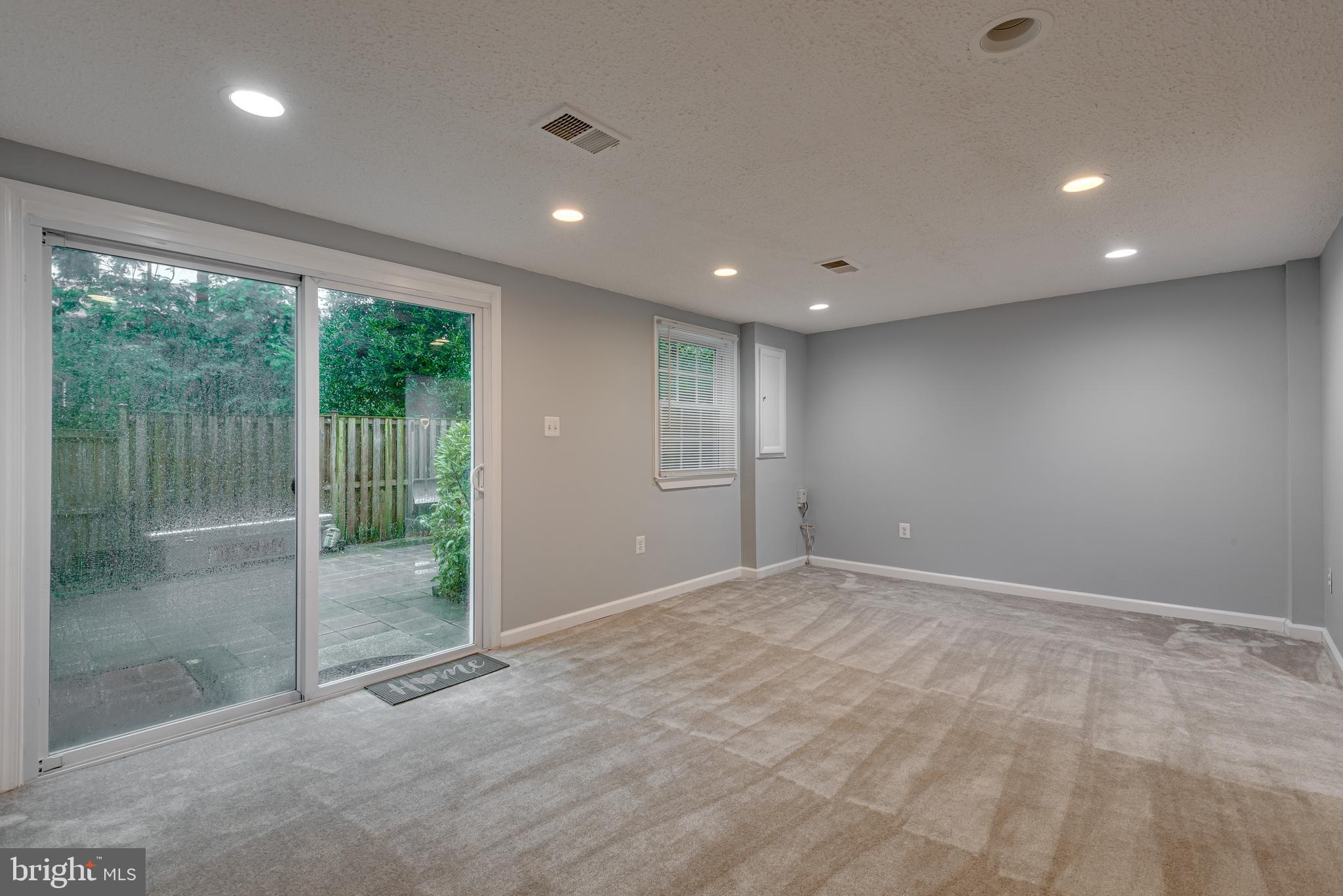 VILLAGE OF LONG REACH - Residential