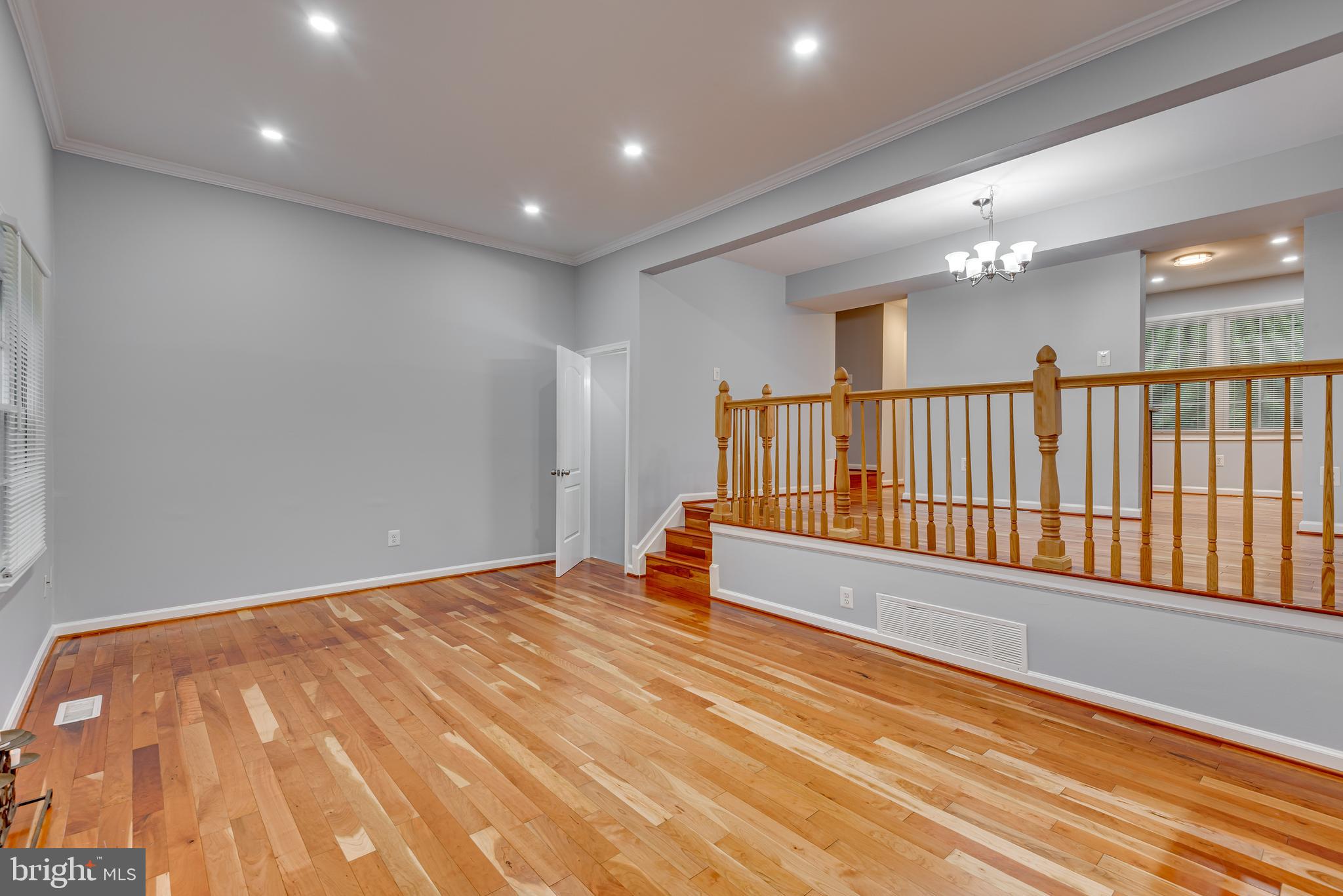 VILLAGE OF LONG REACH - Residential