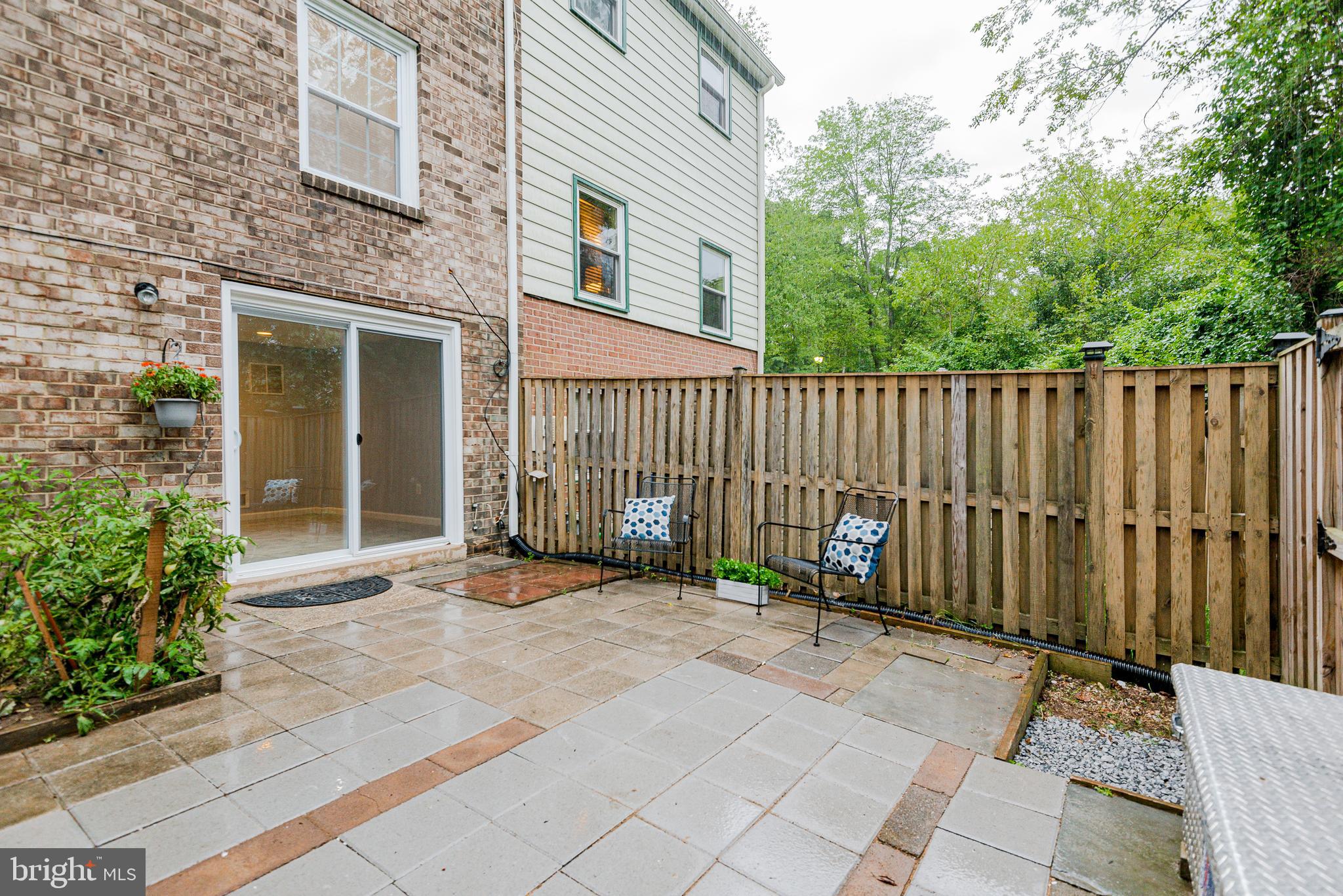 VILLAGE OF LONG REACH - Residential