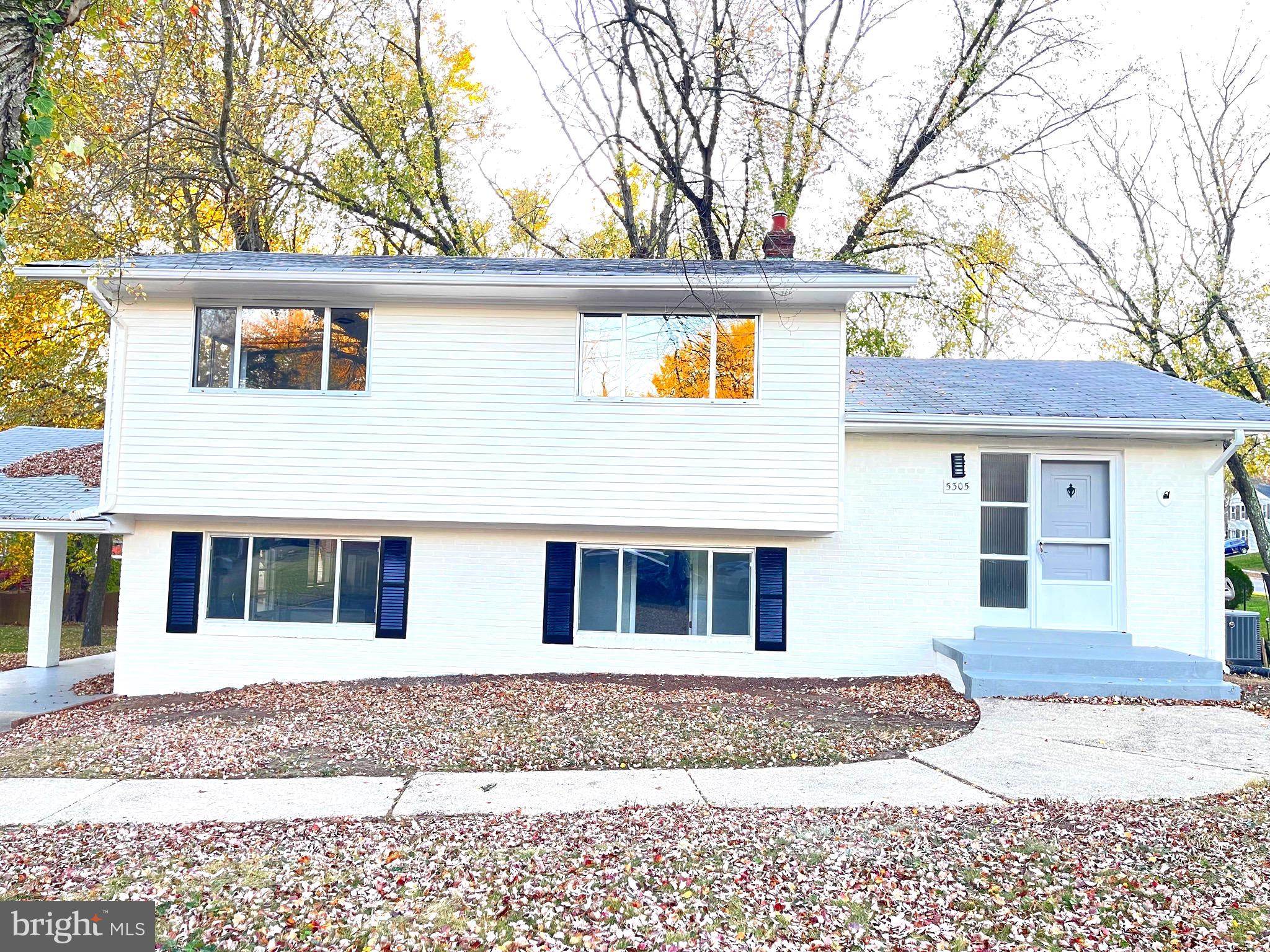 TEMPLE HILLS - Residential