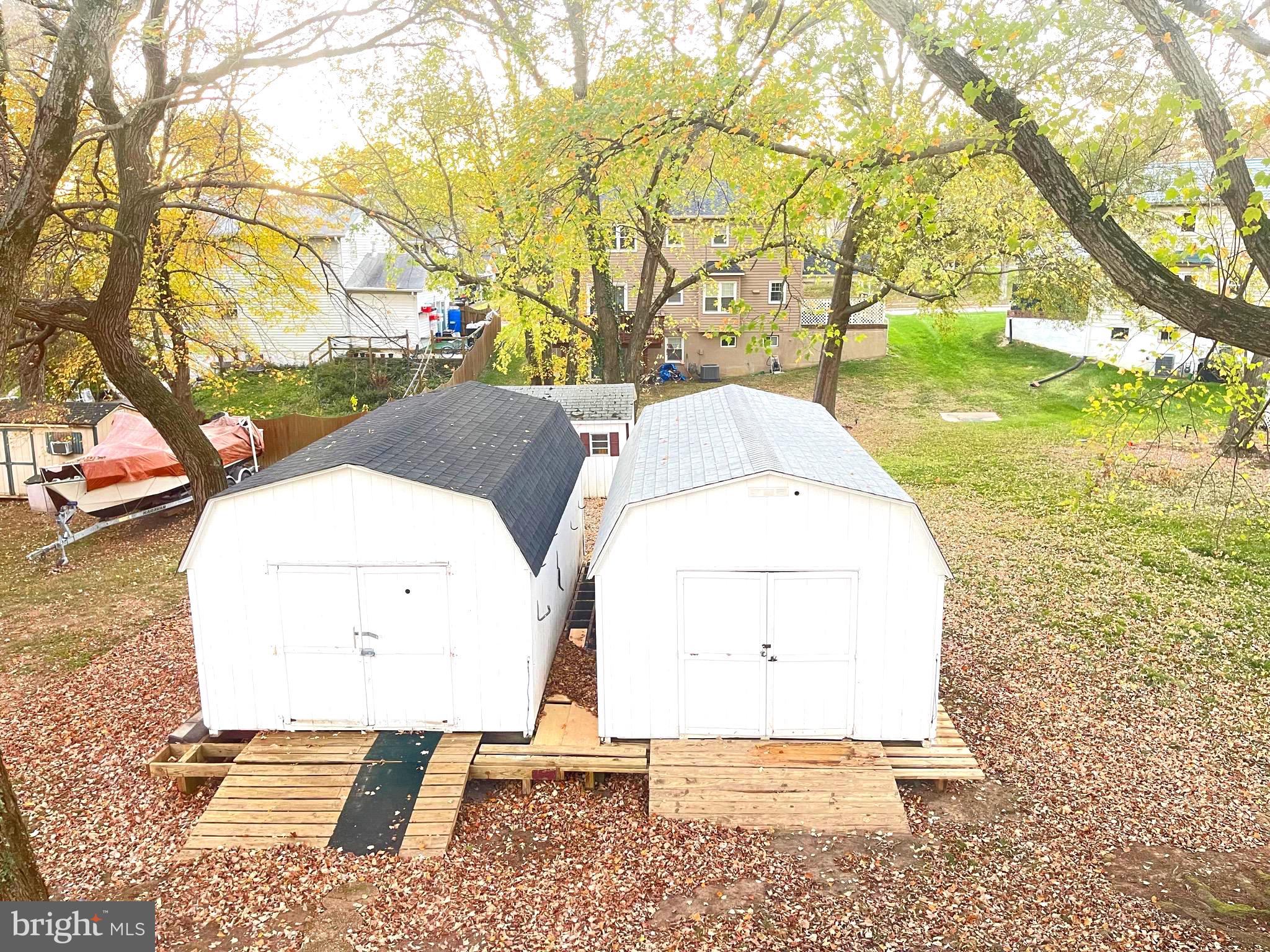 TEMPLE HILLS - Residential