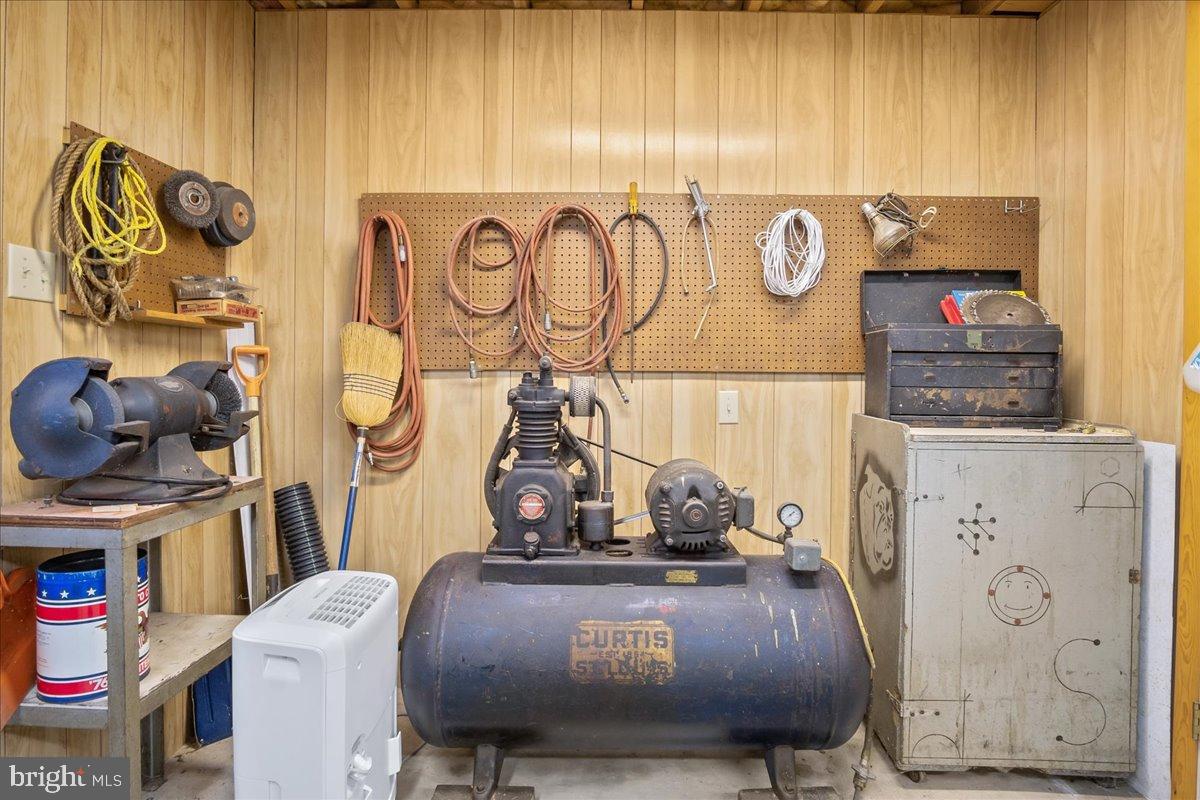 MARLOWE COUNTRY ESTATES - Residential