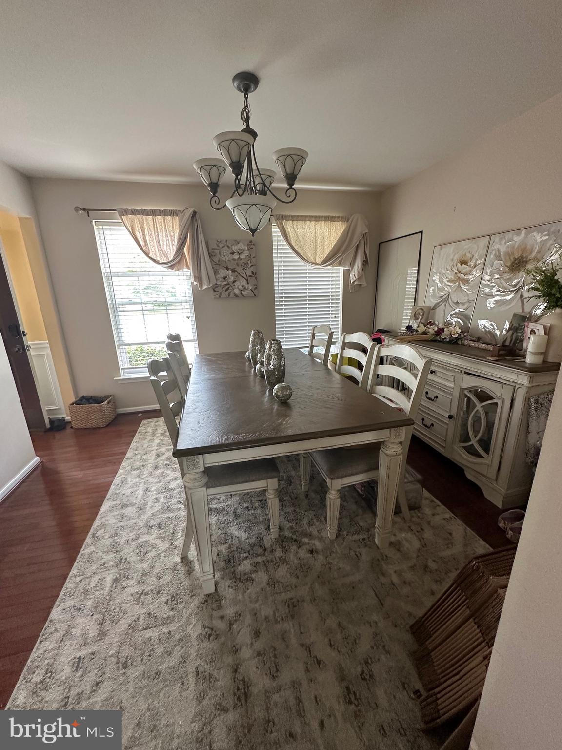 WILTONS CORNER - Residential