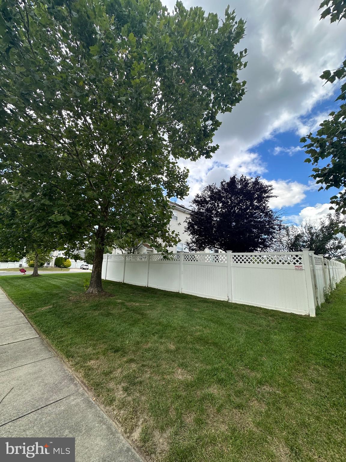 WILTONS CORNER - Residential