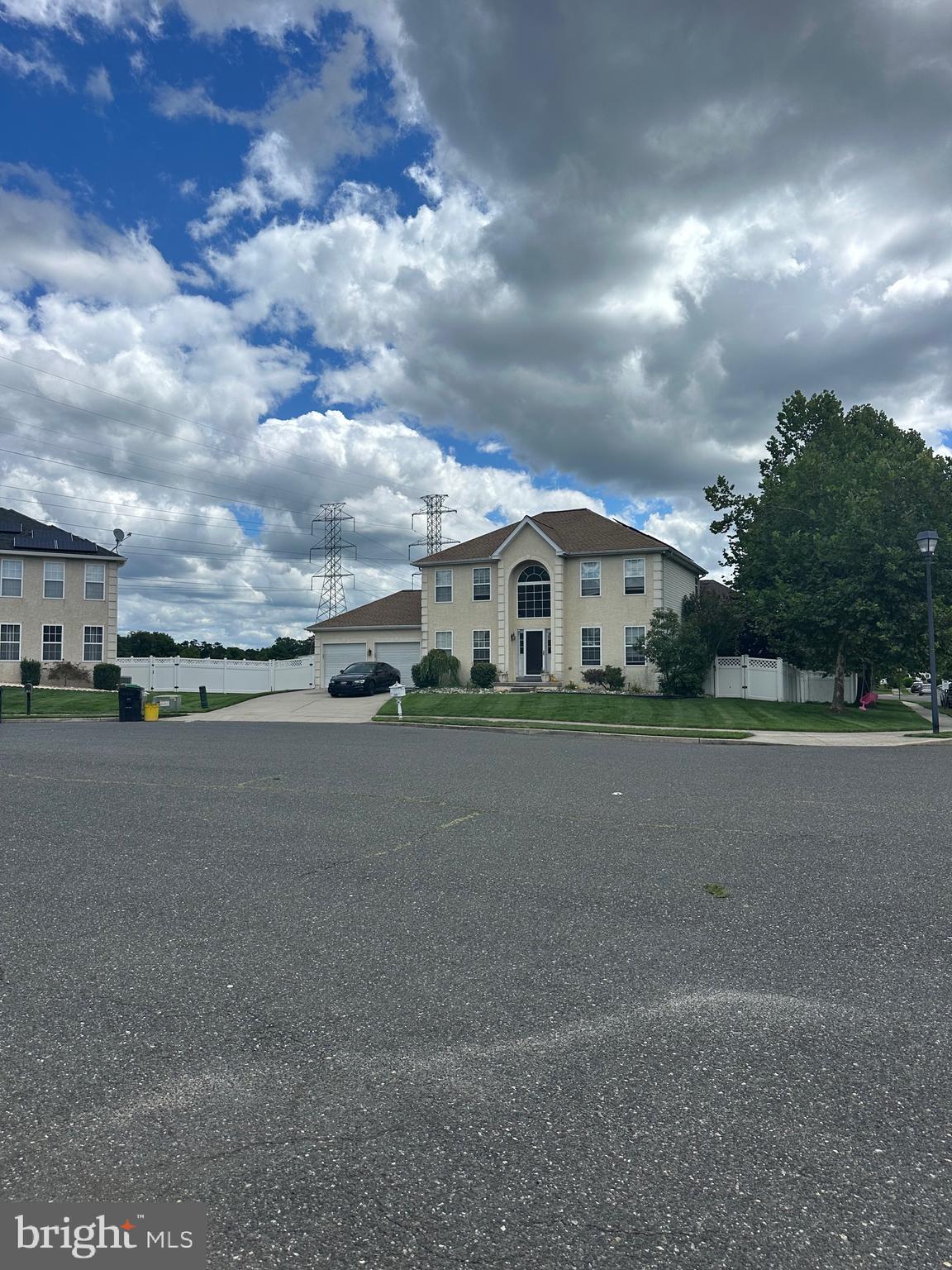 WILTONS CORNER - Residential