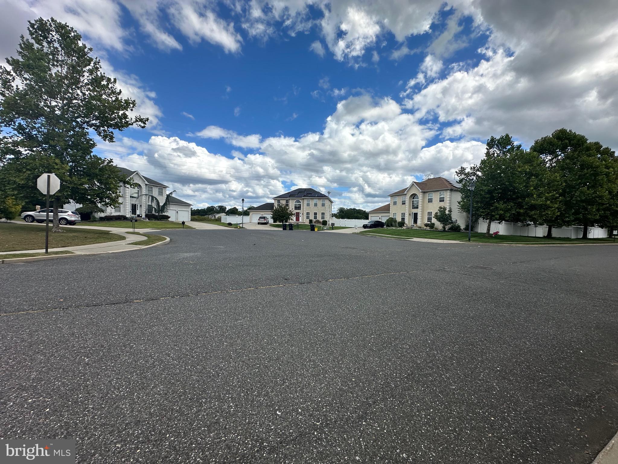 WILTONS CORNER - Residential