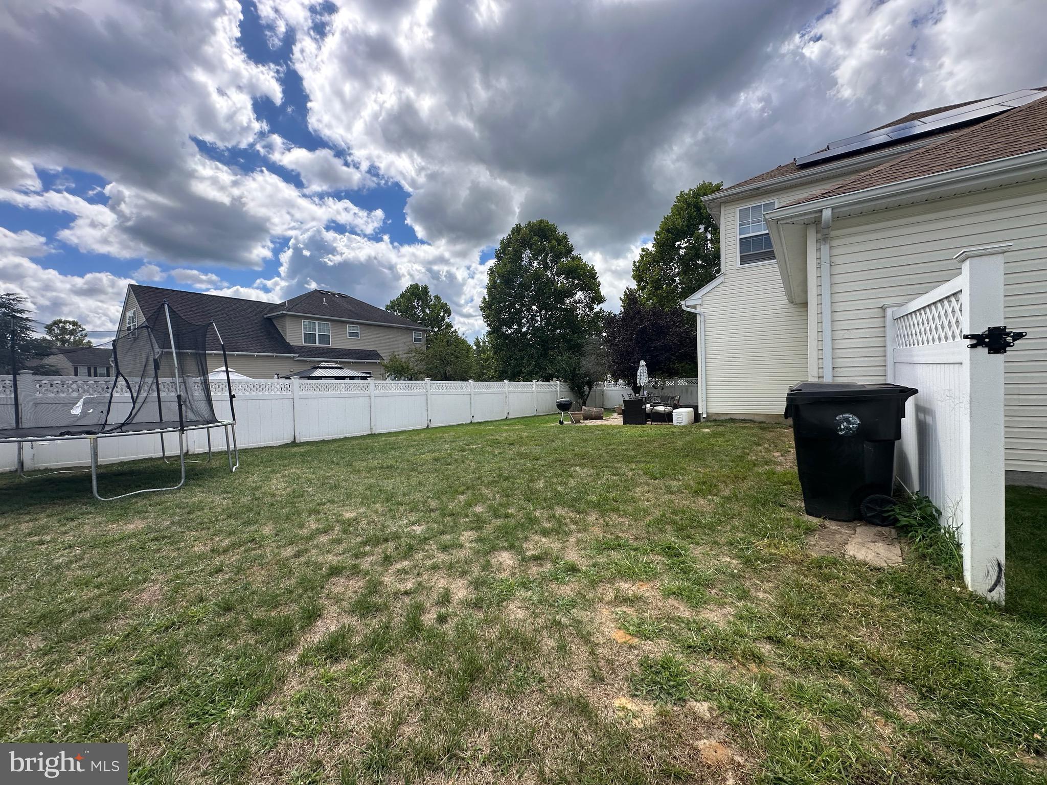 WILTONS CORNER - Residential