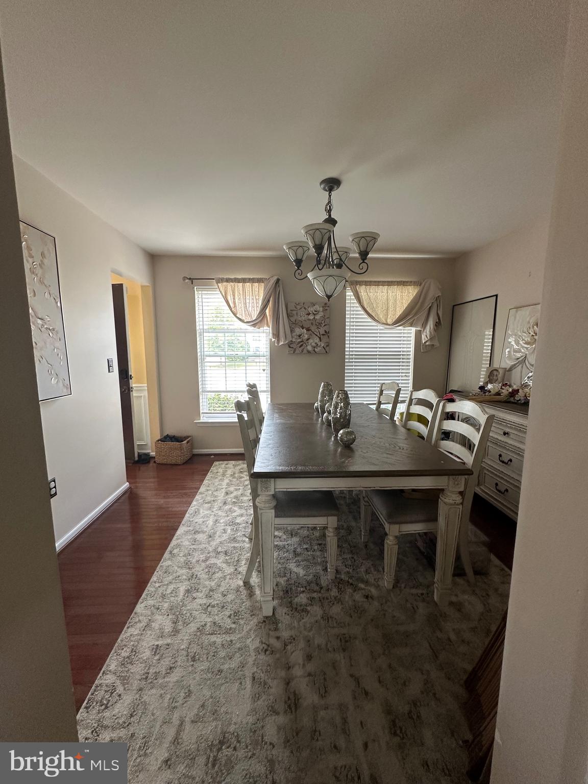 WILTONS CORNER - Residential