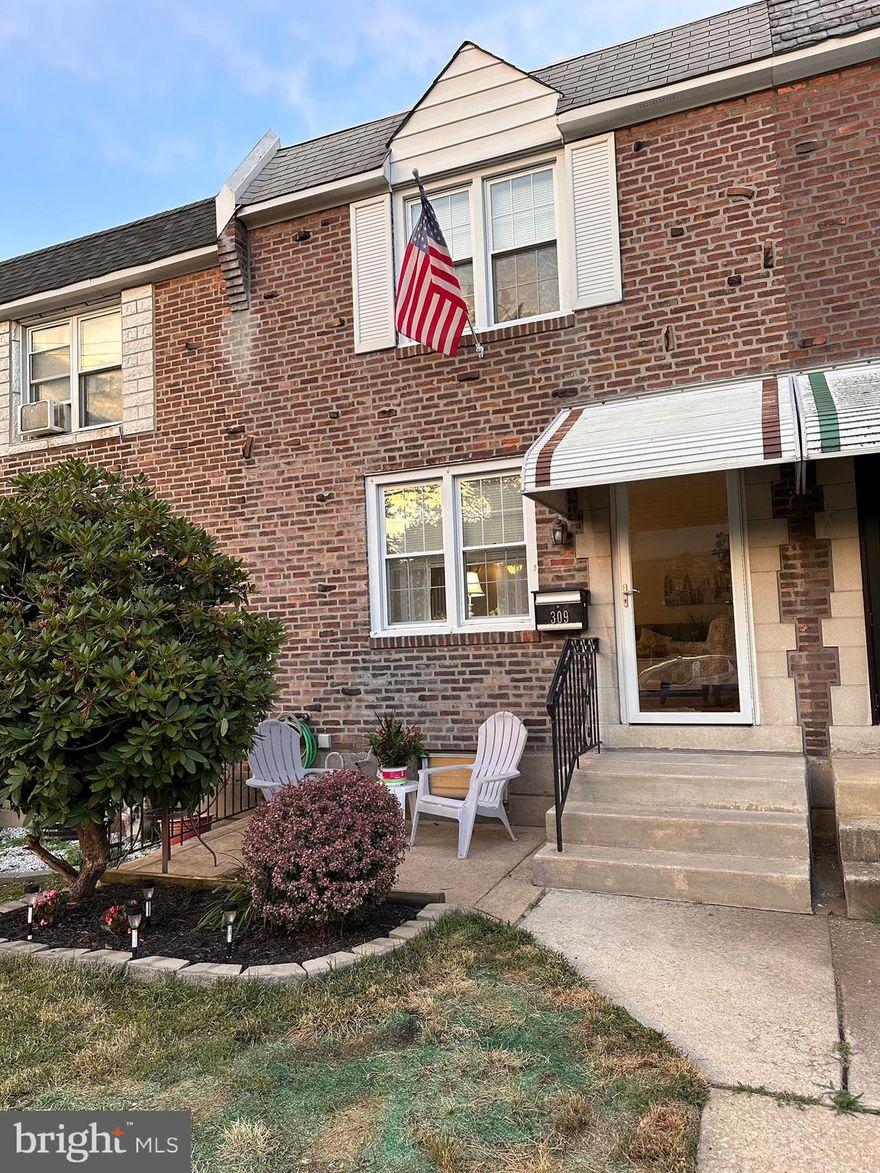 This is a must see, beautifully redone Westbrook park town home , 3 bedroom, 2 full updated bathrooms (one shower, one bath tub). The updated kitchen provides functionality and style while the partially finished basement, extra space and privacy with a full bath and laundry area. Brand new Air Unit installed 7-24, New Rugs, flooring (LVP) and paint throughout the property.