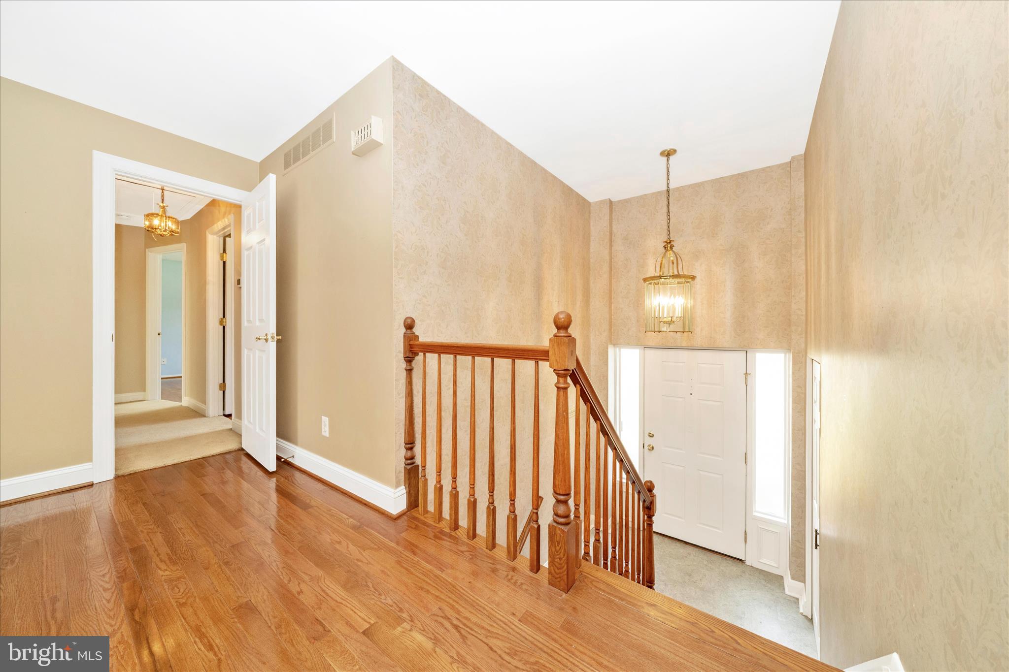 CHATEAU RIDGE - Residential