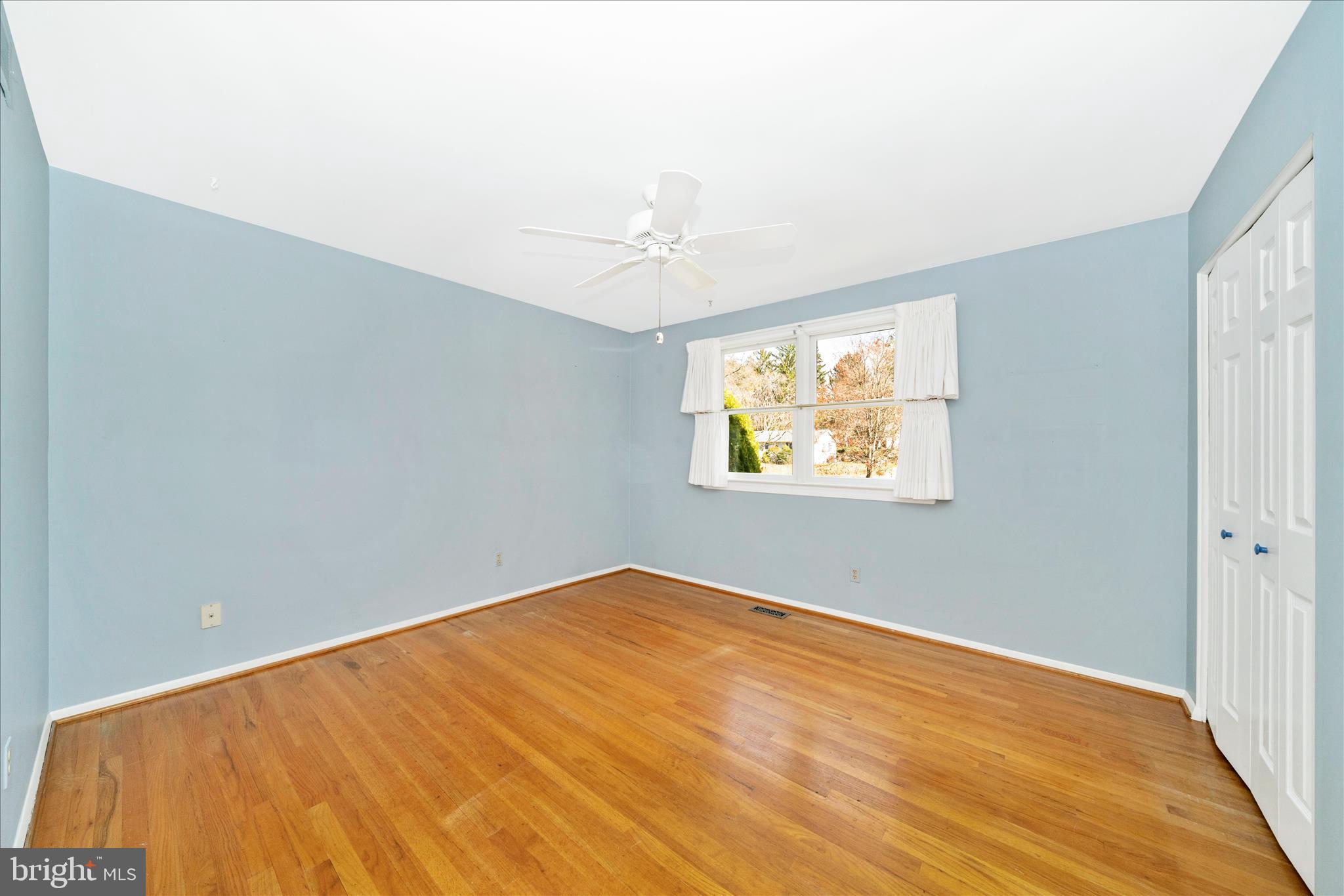 CHATEAU RIDGE - Residential