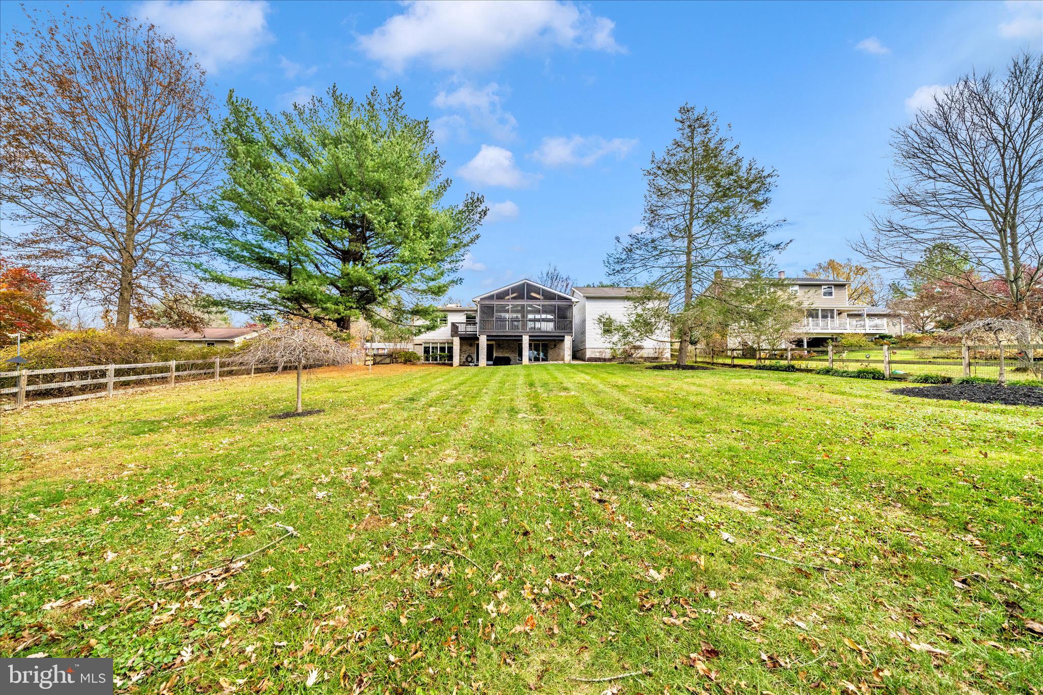 CHATEAU RIDGE - Residential