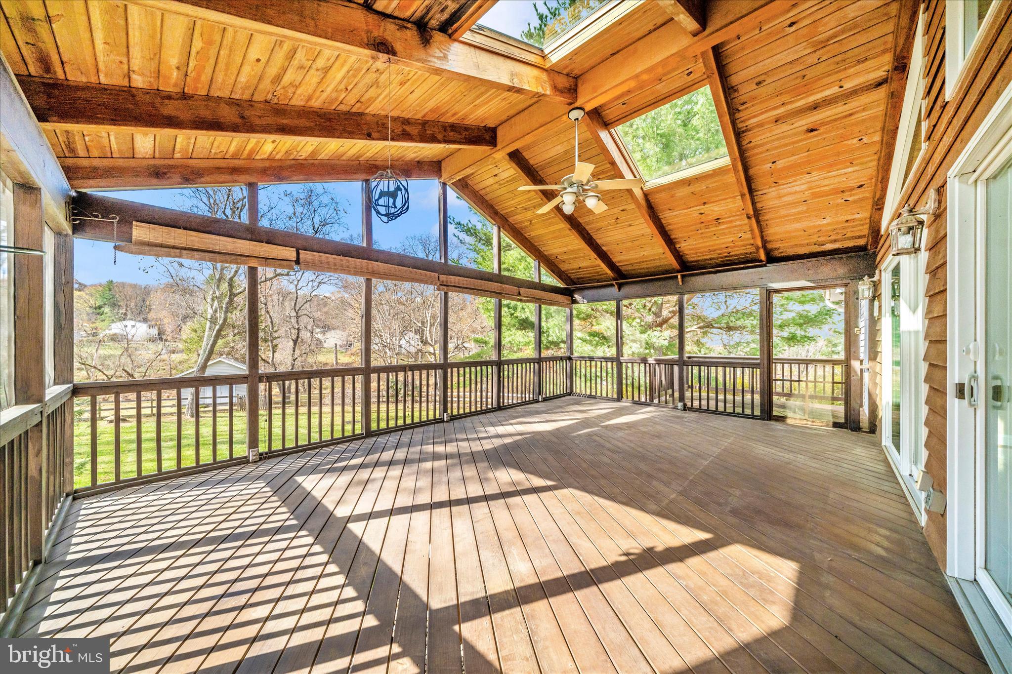 CHATEAU RIDGE - Residential