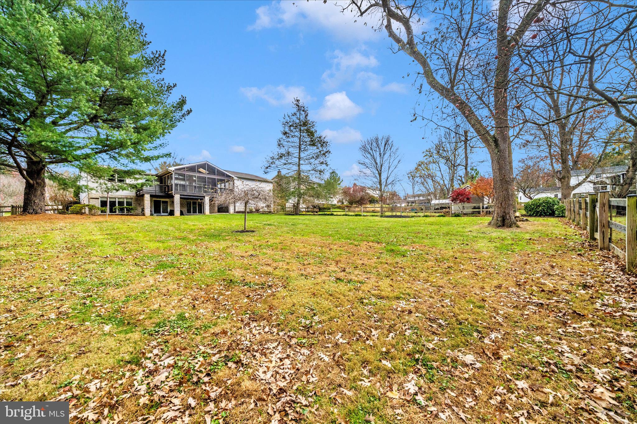 CHATEAU RIDGE - Residential