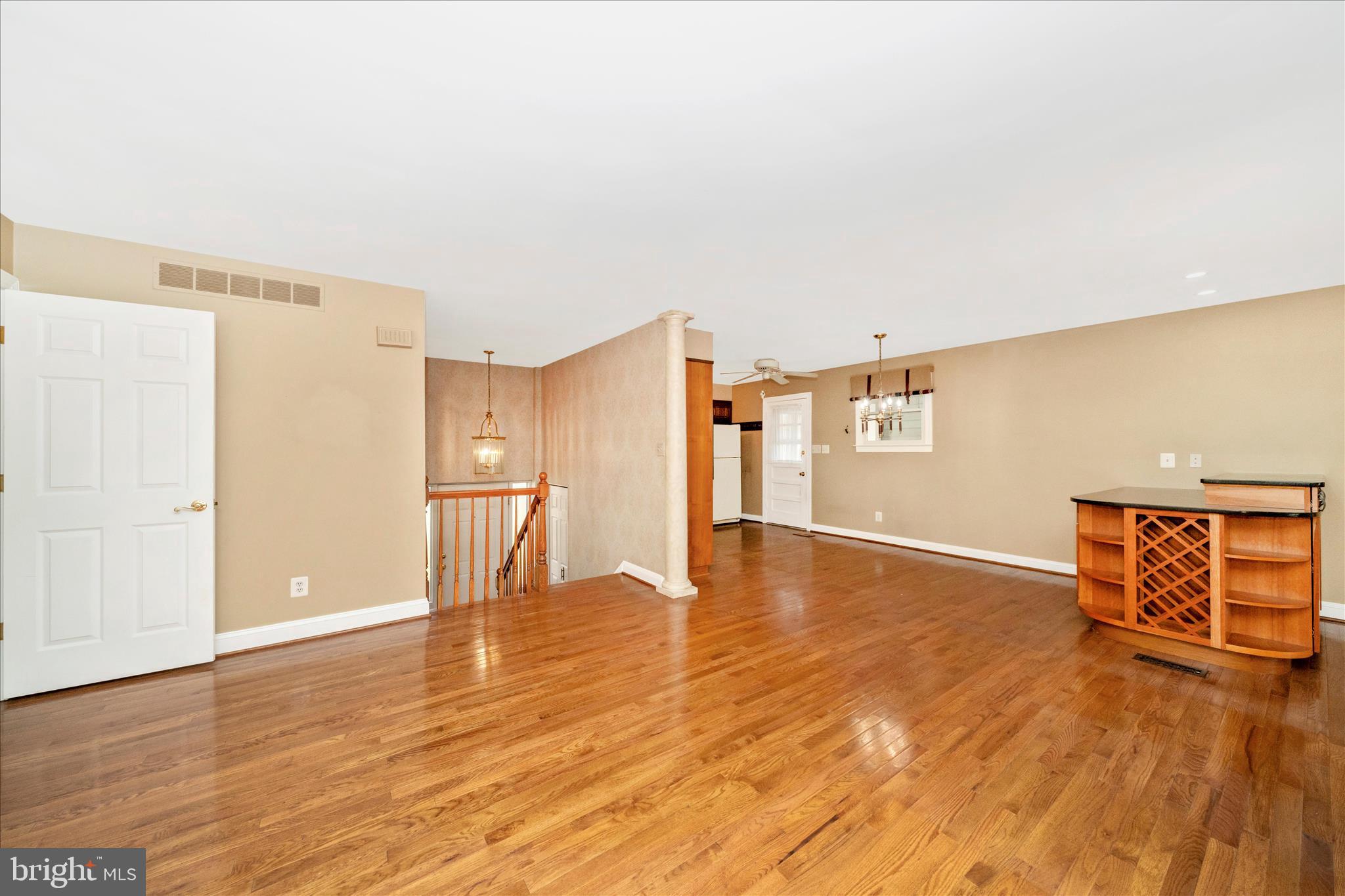 CHATEAU RIDGE - Residential