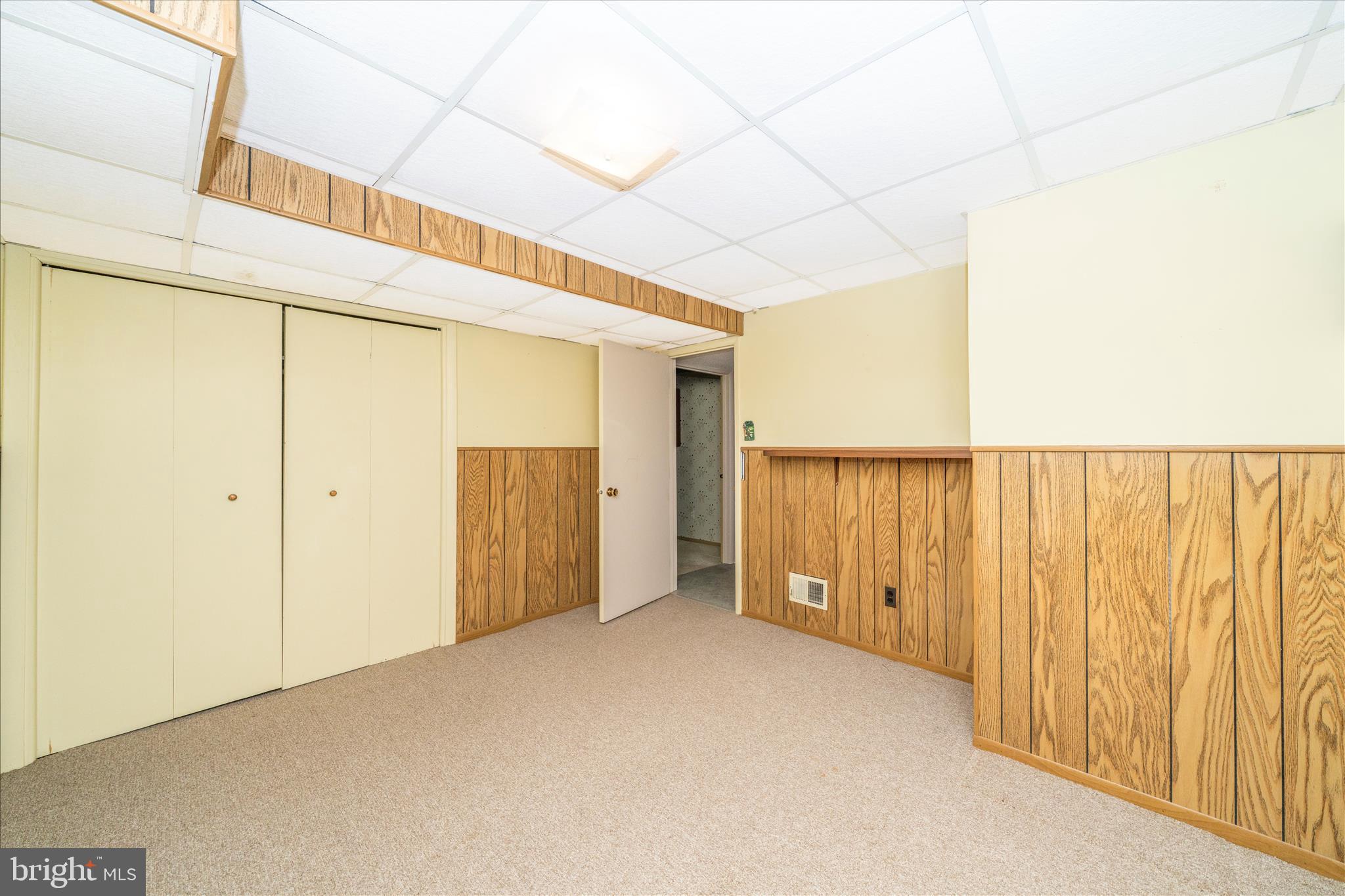 CHATEAU RIDGE - Residential