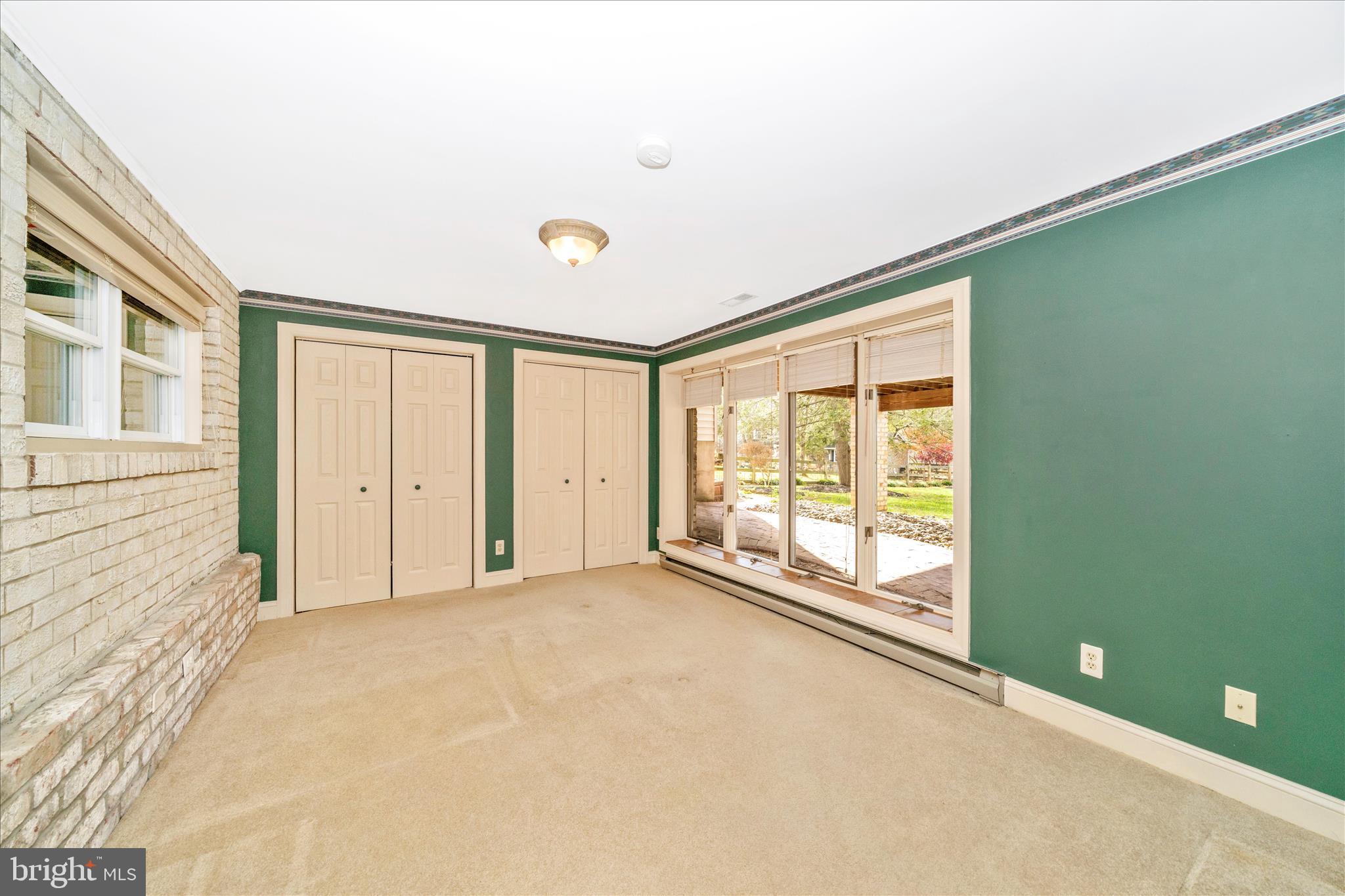 CHATEAU RIDGE - Residential