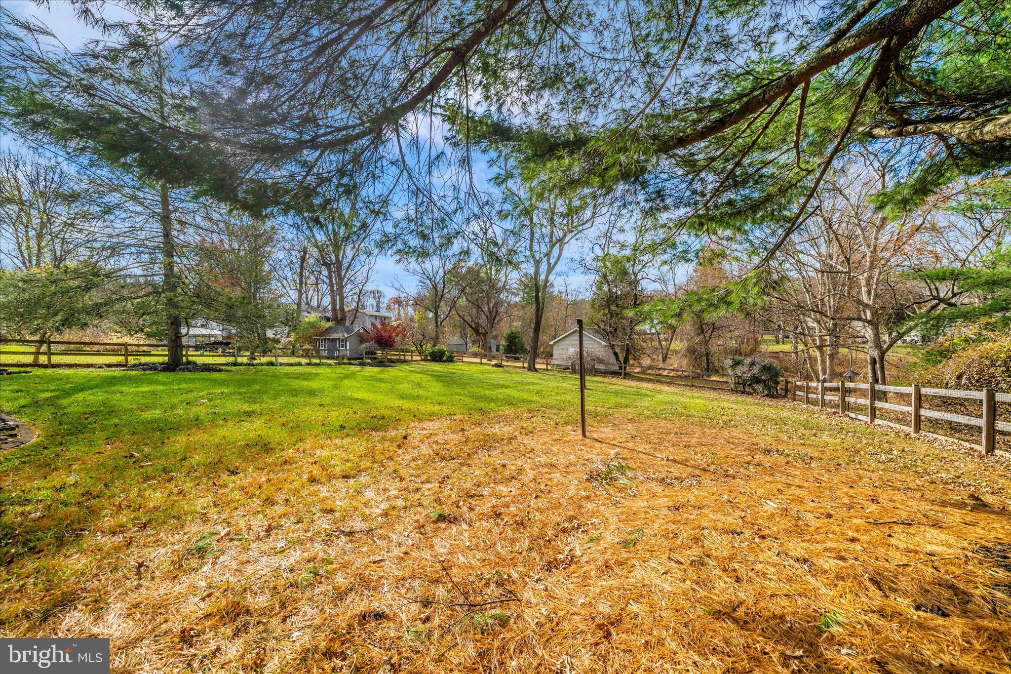 CHATEAU RIDGE - Residential