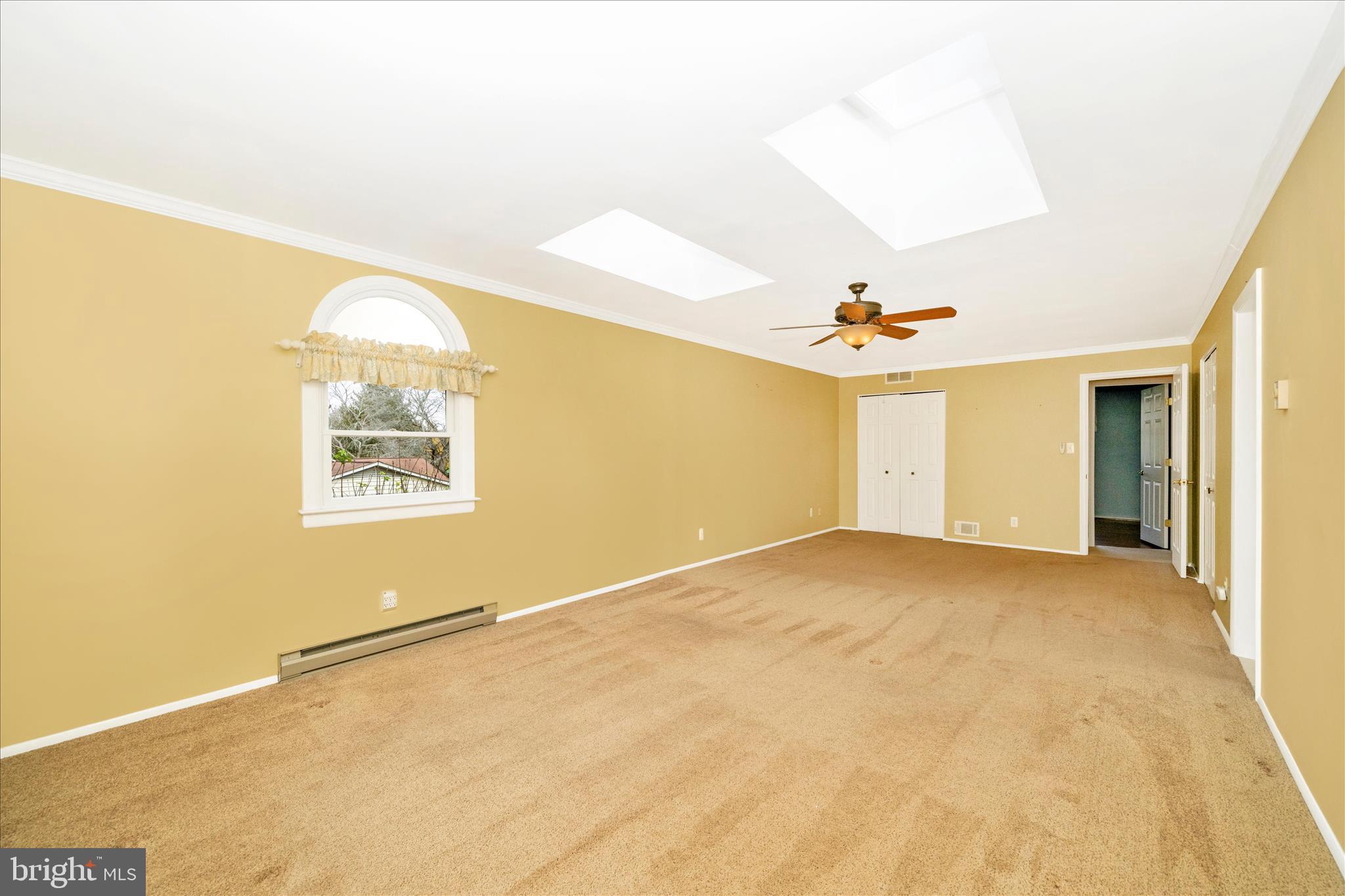 CHATEAU RIDGE - Residential