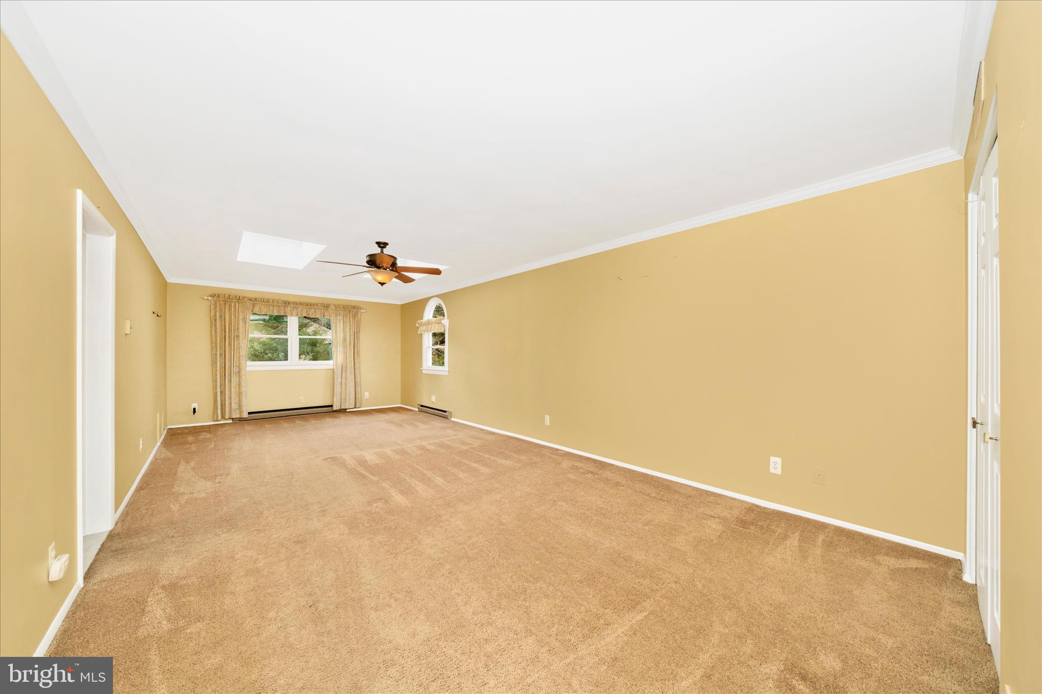 CHATEAU RIDGE - Residential