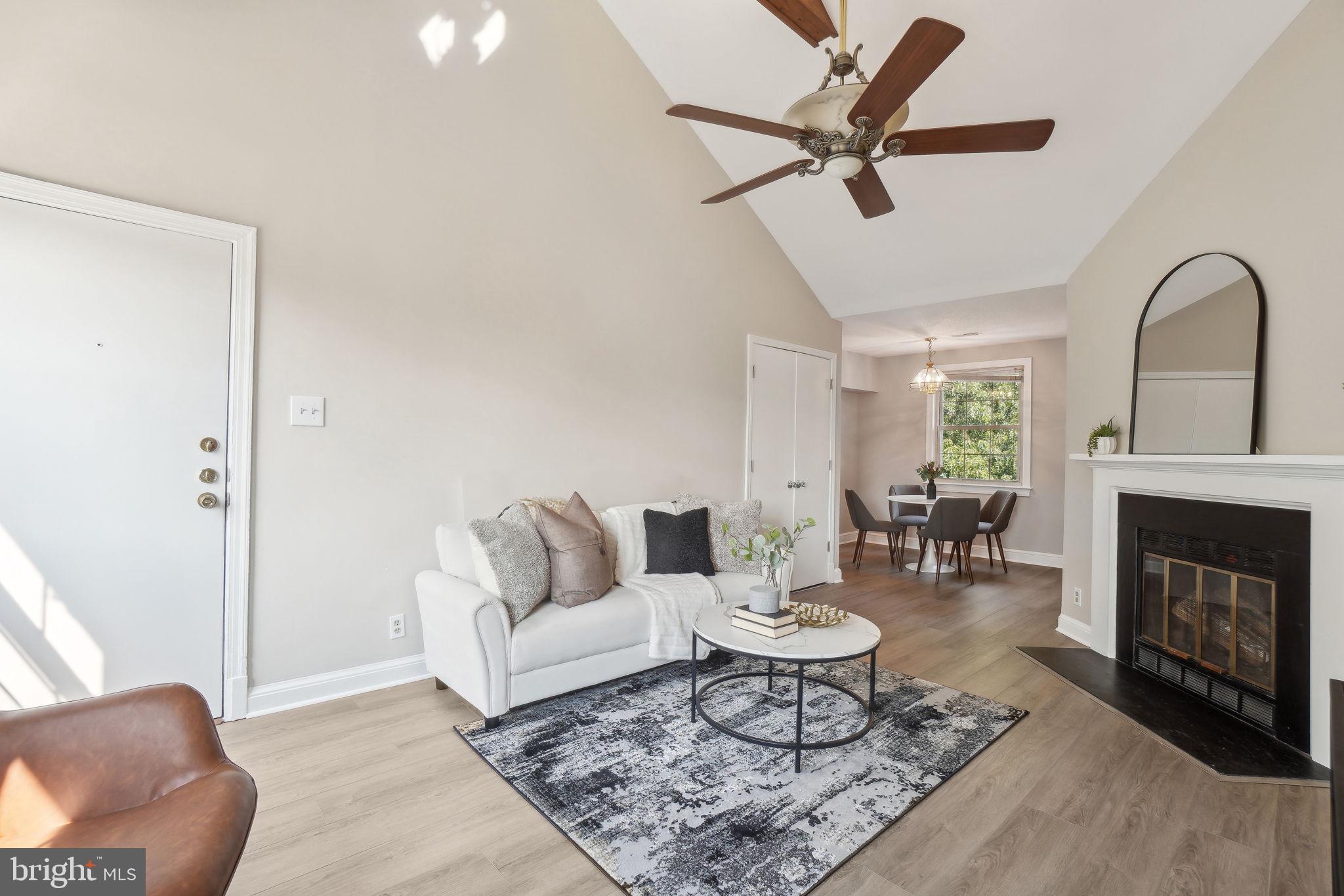 CAMBRIDGE COURTS - Residential Lease