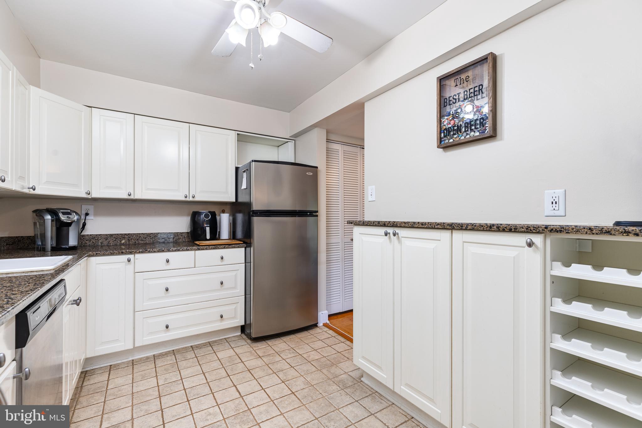 AMERICANA FINMARK - Residential