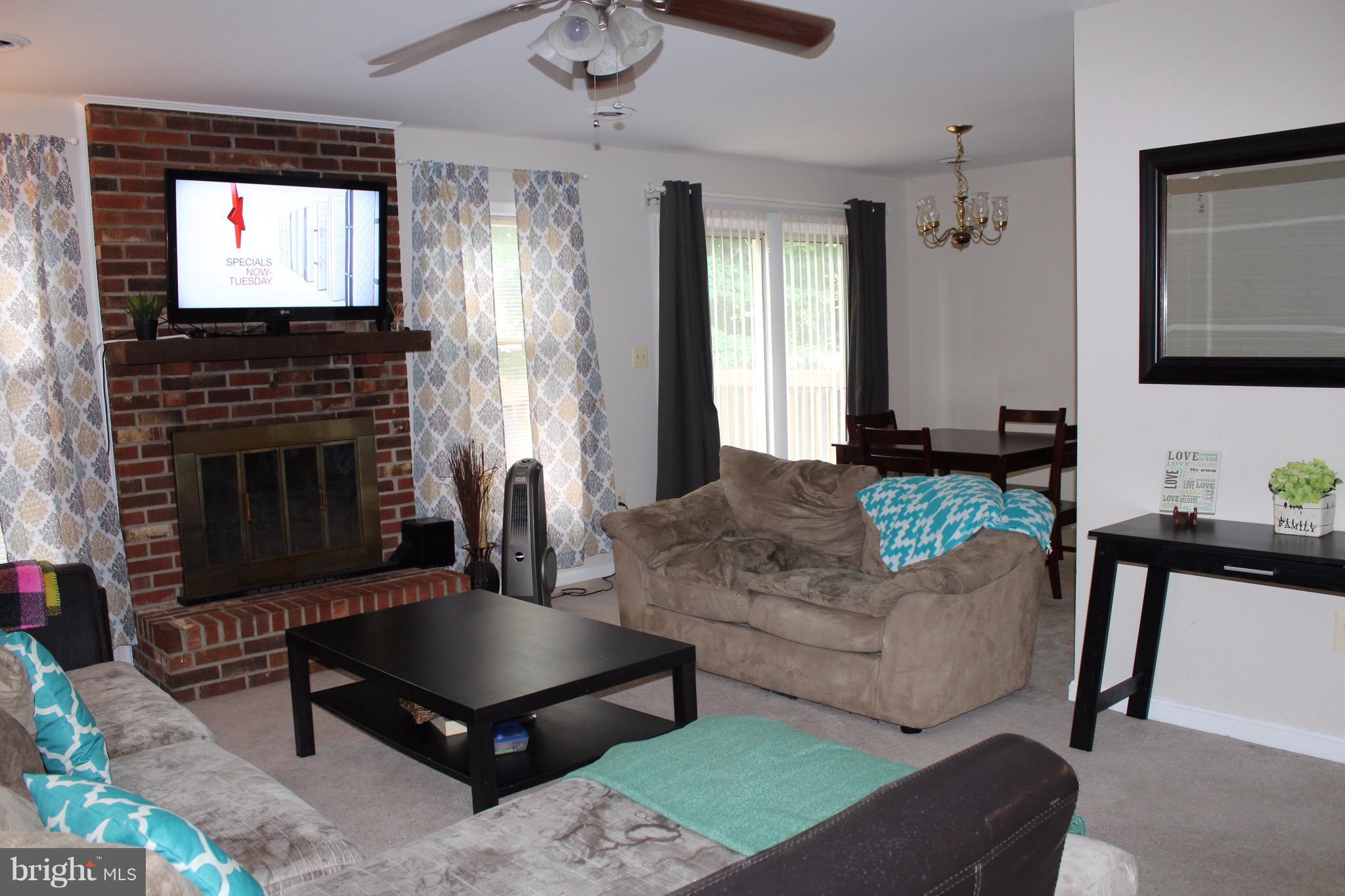 HERITAGE OAKS - Residential Lease