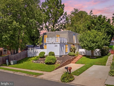 Photo of 12703 Torrington Street, WOODBRIDGE, VA 22192 (MLS # VAPW2131228)