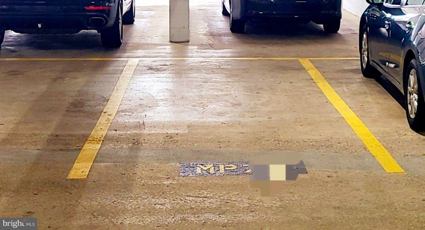 RIVER PLACE EAST - Residential