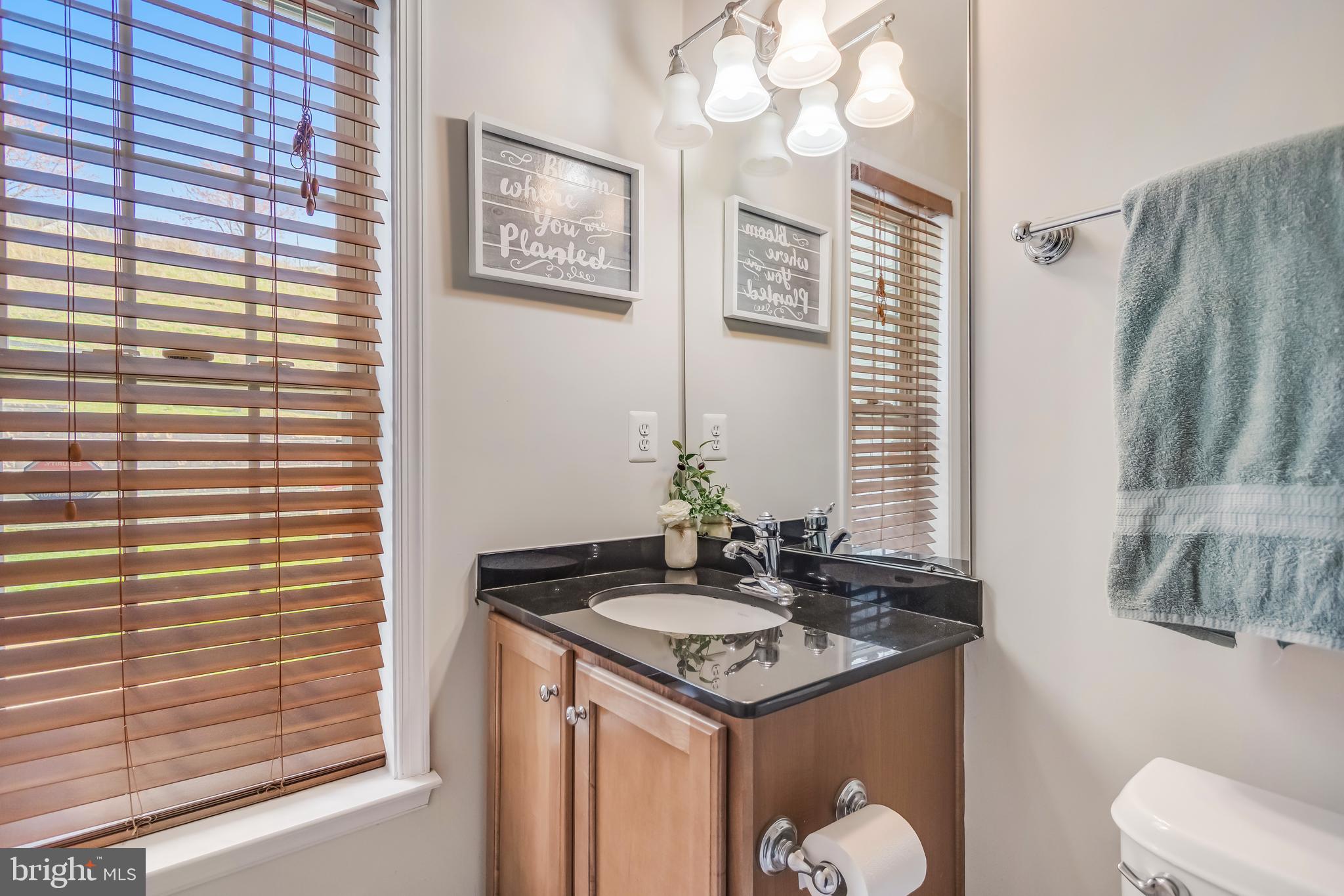 WHISPERING CREEK - Residential