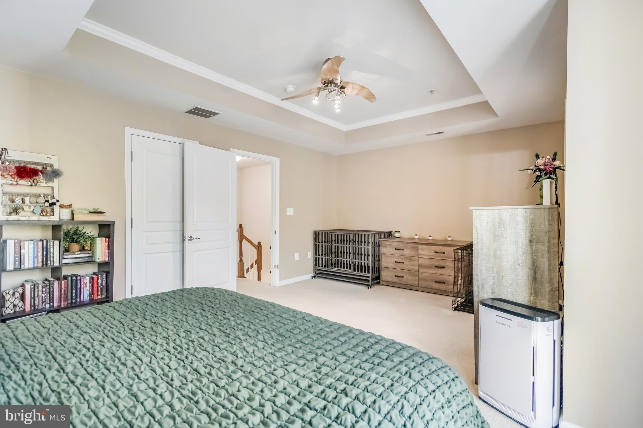 WHISPERING CREEK - Residential