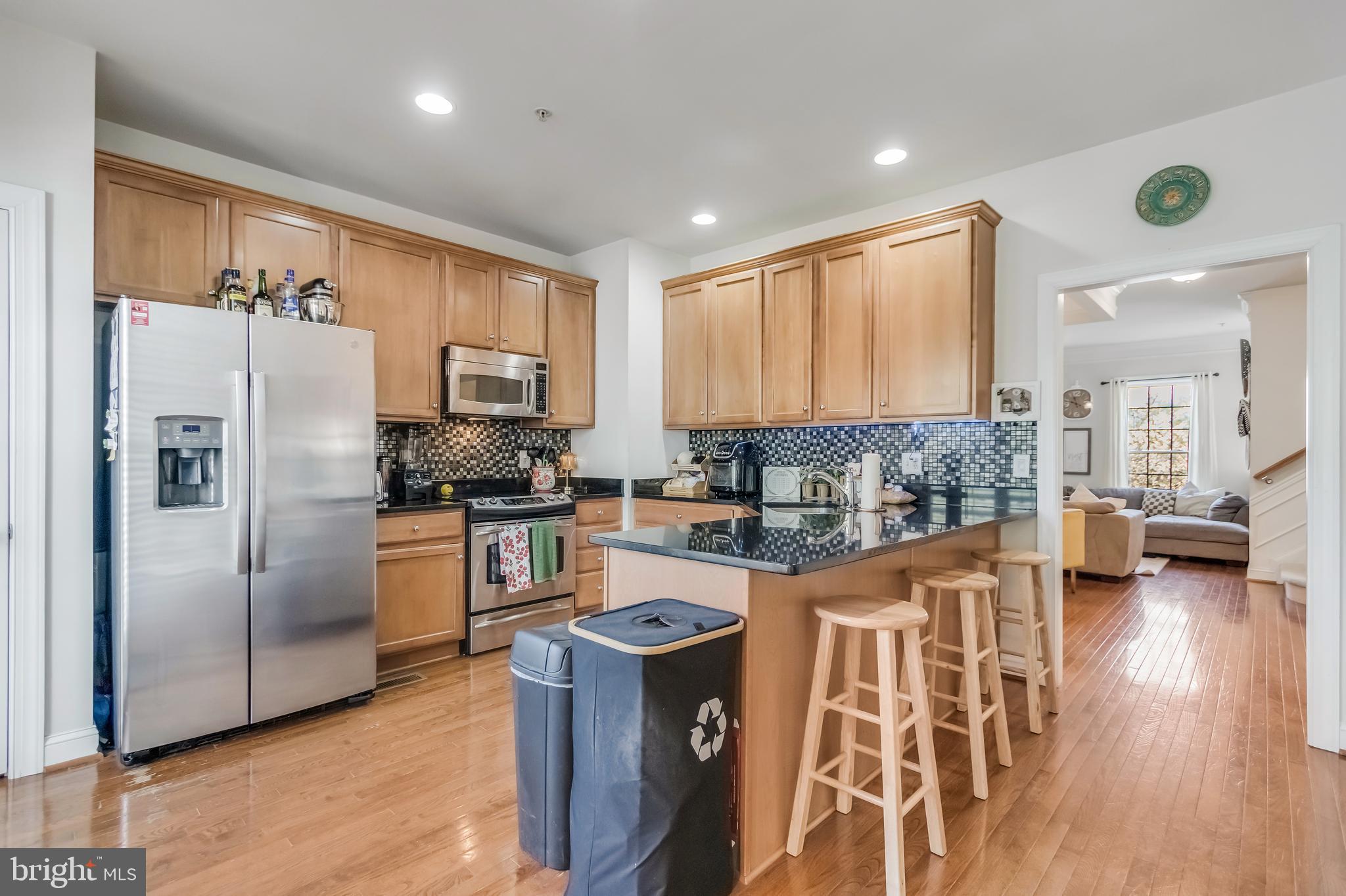 WHISPERING CREEK - Residential