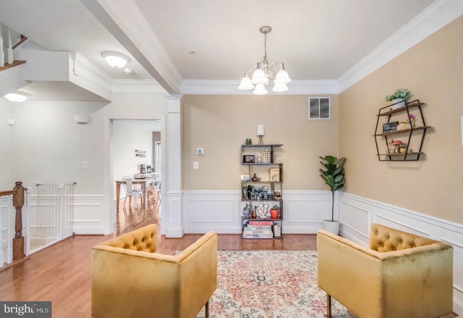 WHISPERING CREEK - Residential