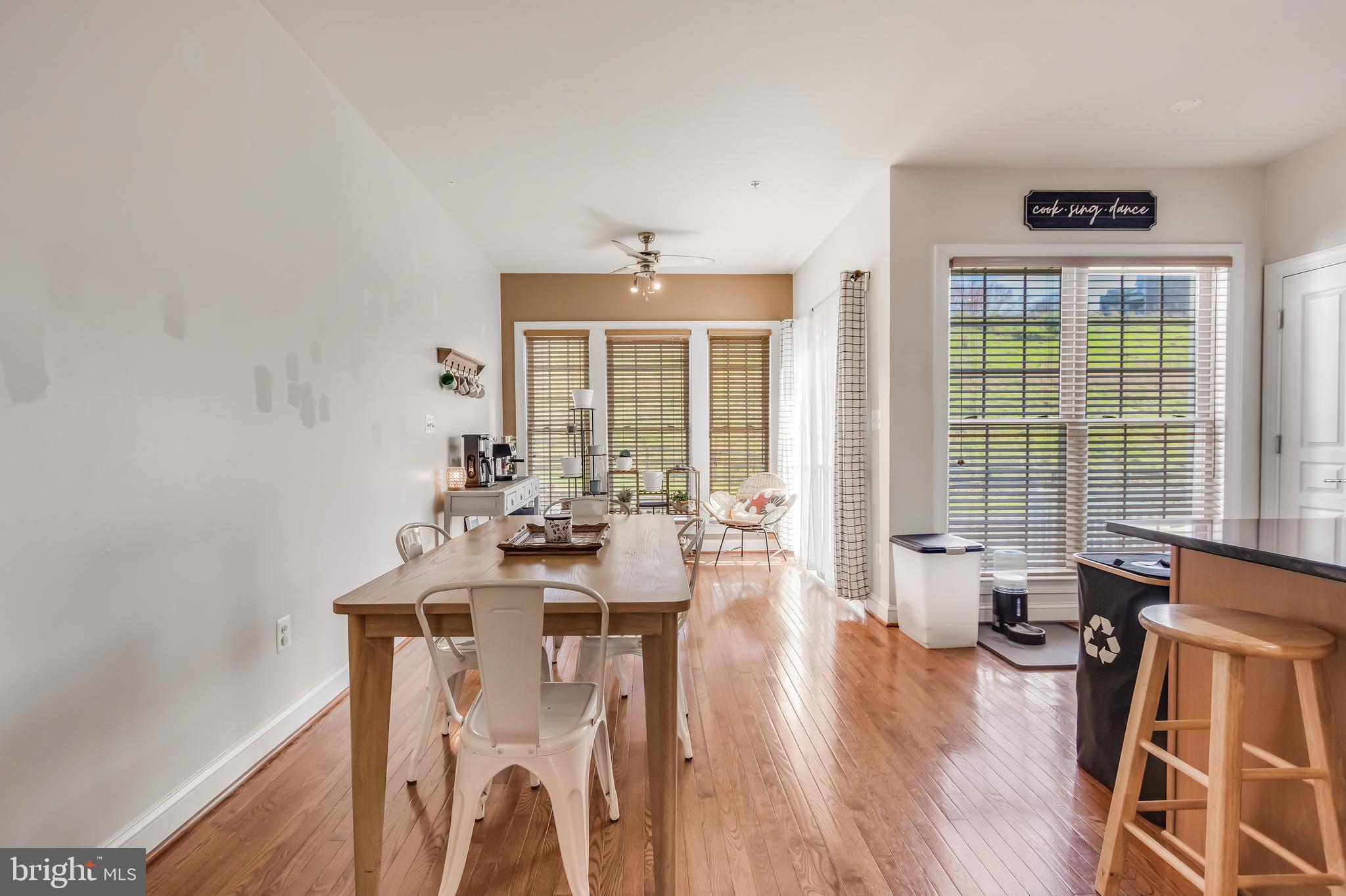 WHISPERING CREEK - Residential