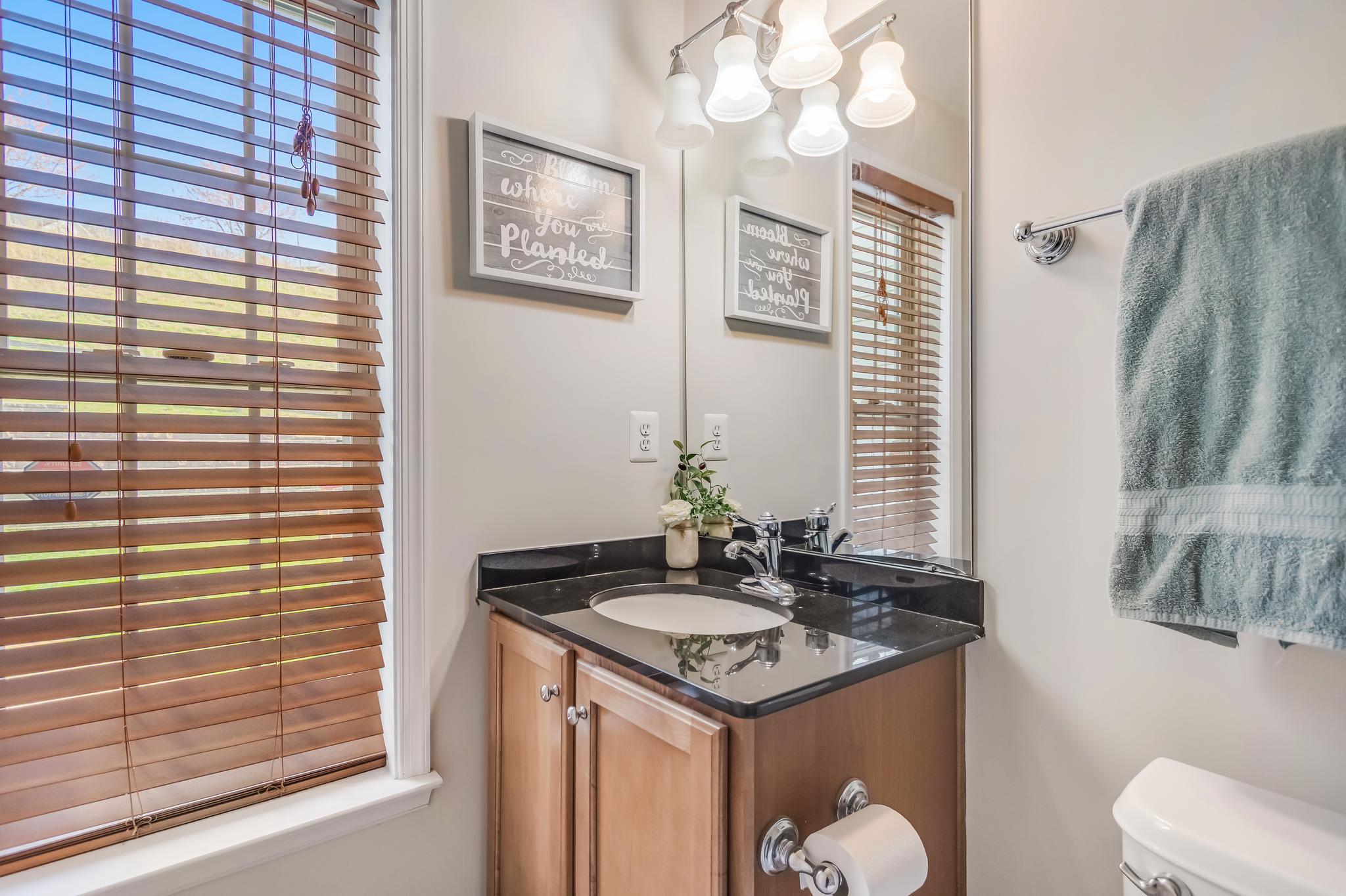 WHISPERING CREEK - Residential